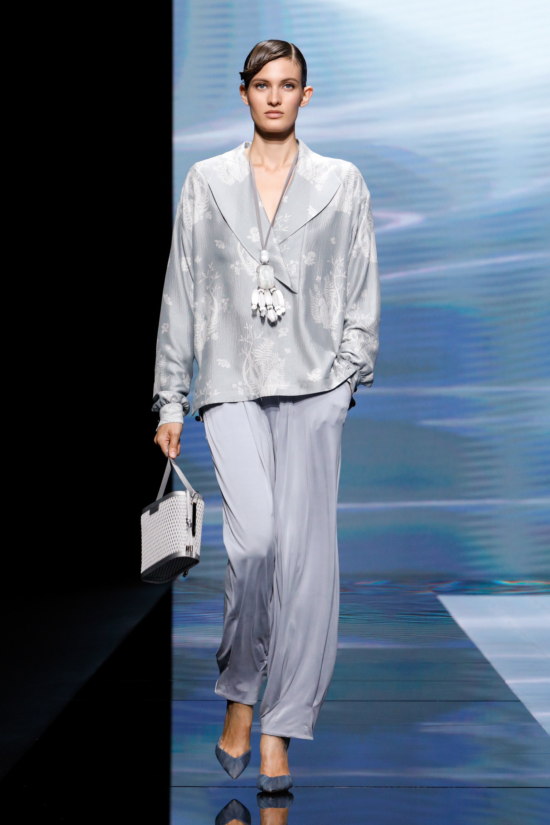 Giorgio Armani Spring 2021 Fashion Show 