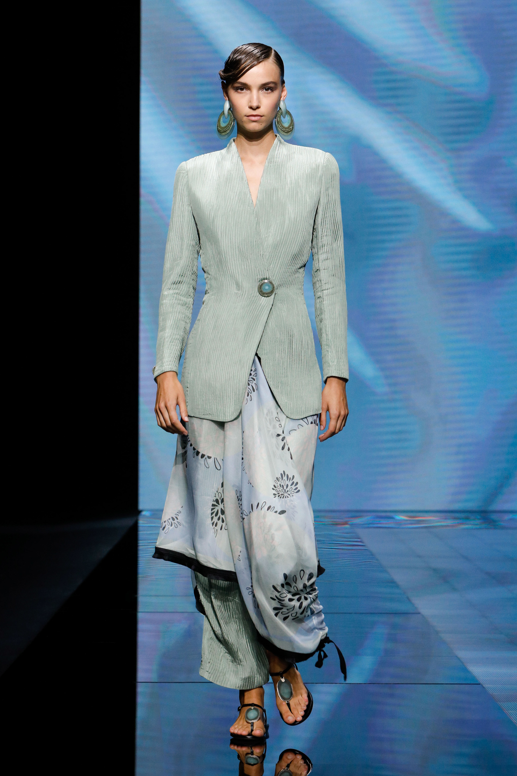 Giorgio Armani Spring 2021 Fashion Show 