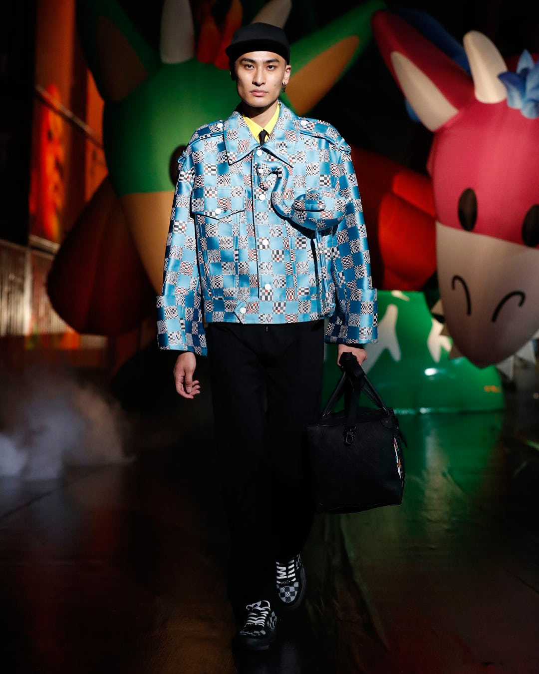LOUIS VUITTON Neverfull MM Monogram Canvas Tote Bag Sunrise Pastel - N -  louis vuitton virgil abloh spring summer 2021 mens collection show shanghai  upcycling recycling