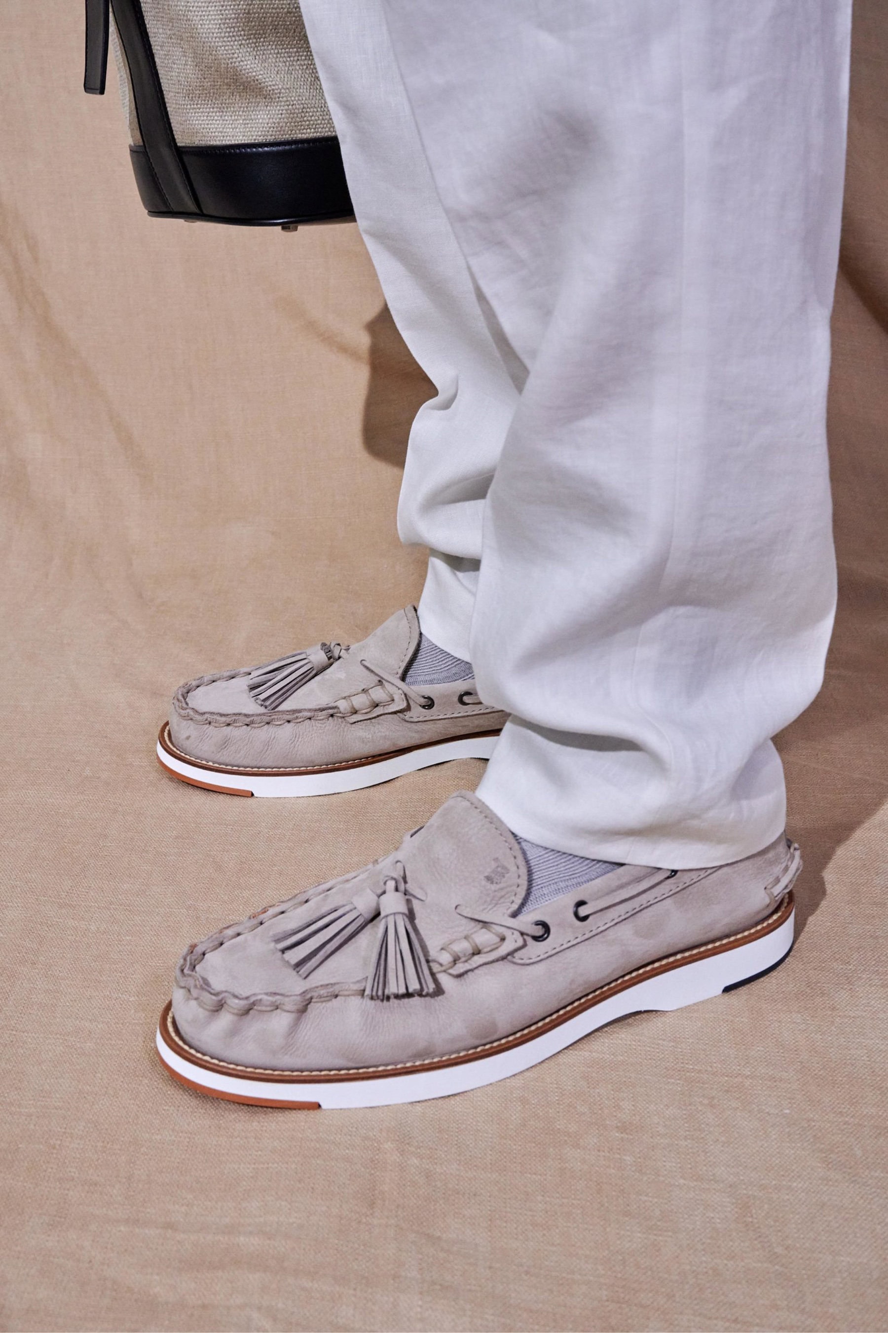 Tod S Spring 2021 Fashion Show Details