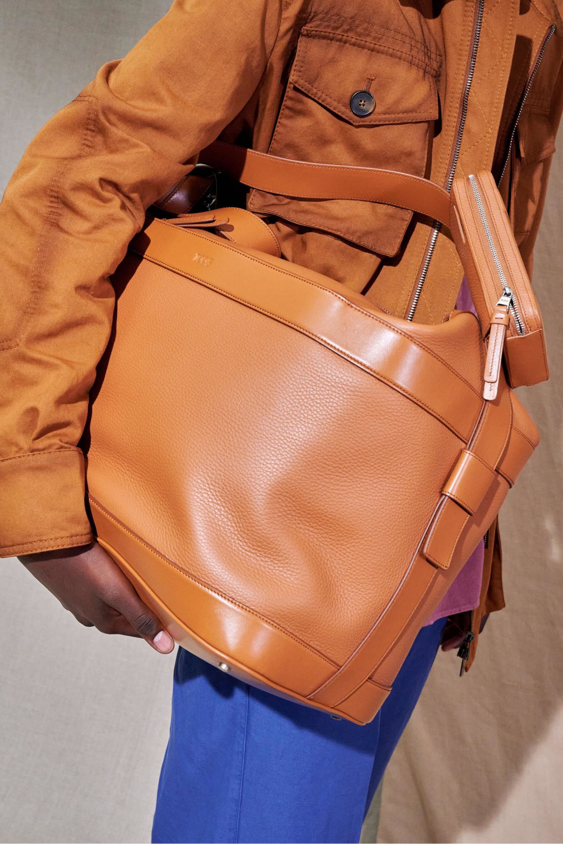 Tod S Spring 2021 Fashion Show Details