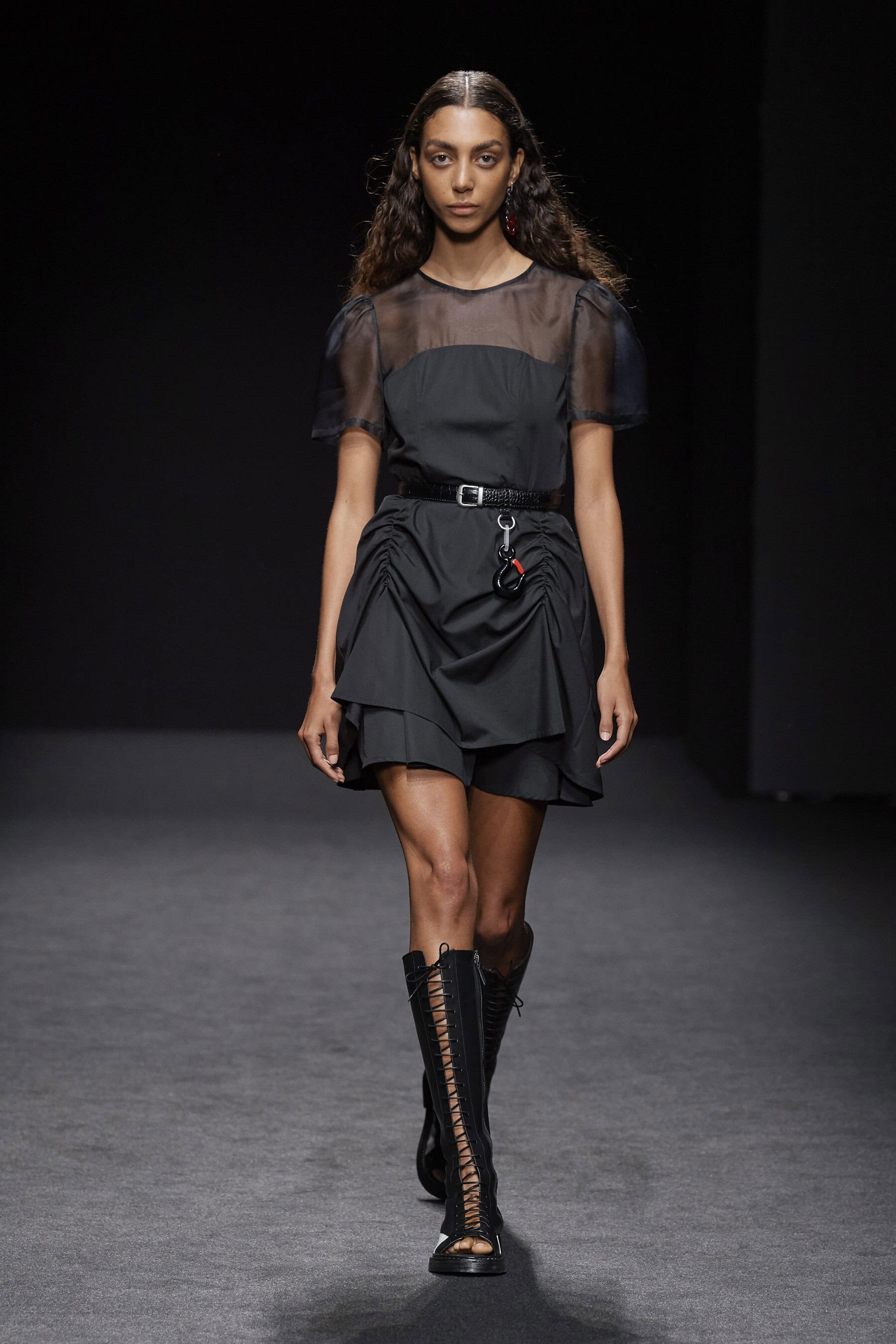 Vien Spring 2021 Fashion Show 
