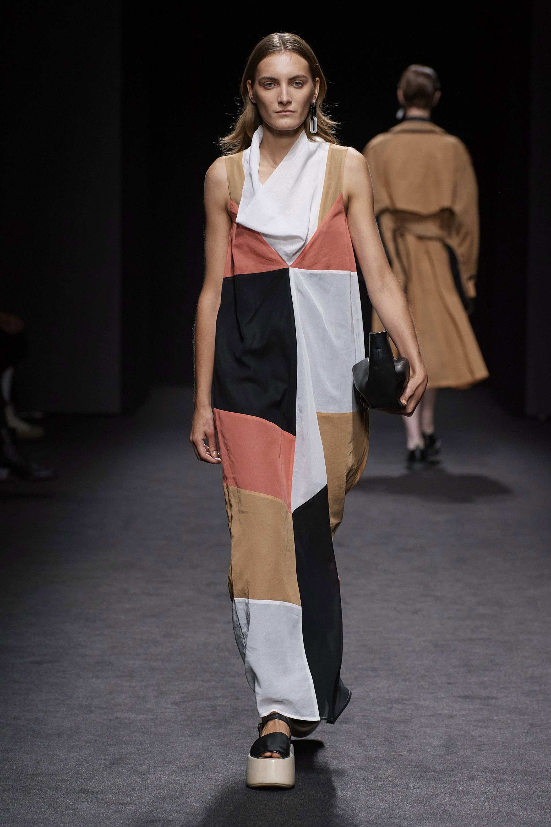 Vien Spring 2021 Fashion Show 