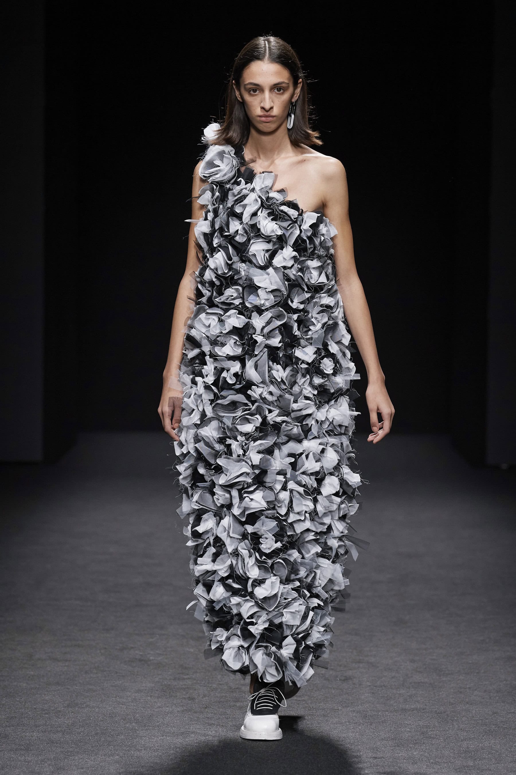 Vien Spring 2021 Fashion Show 
