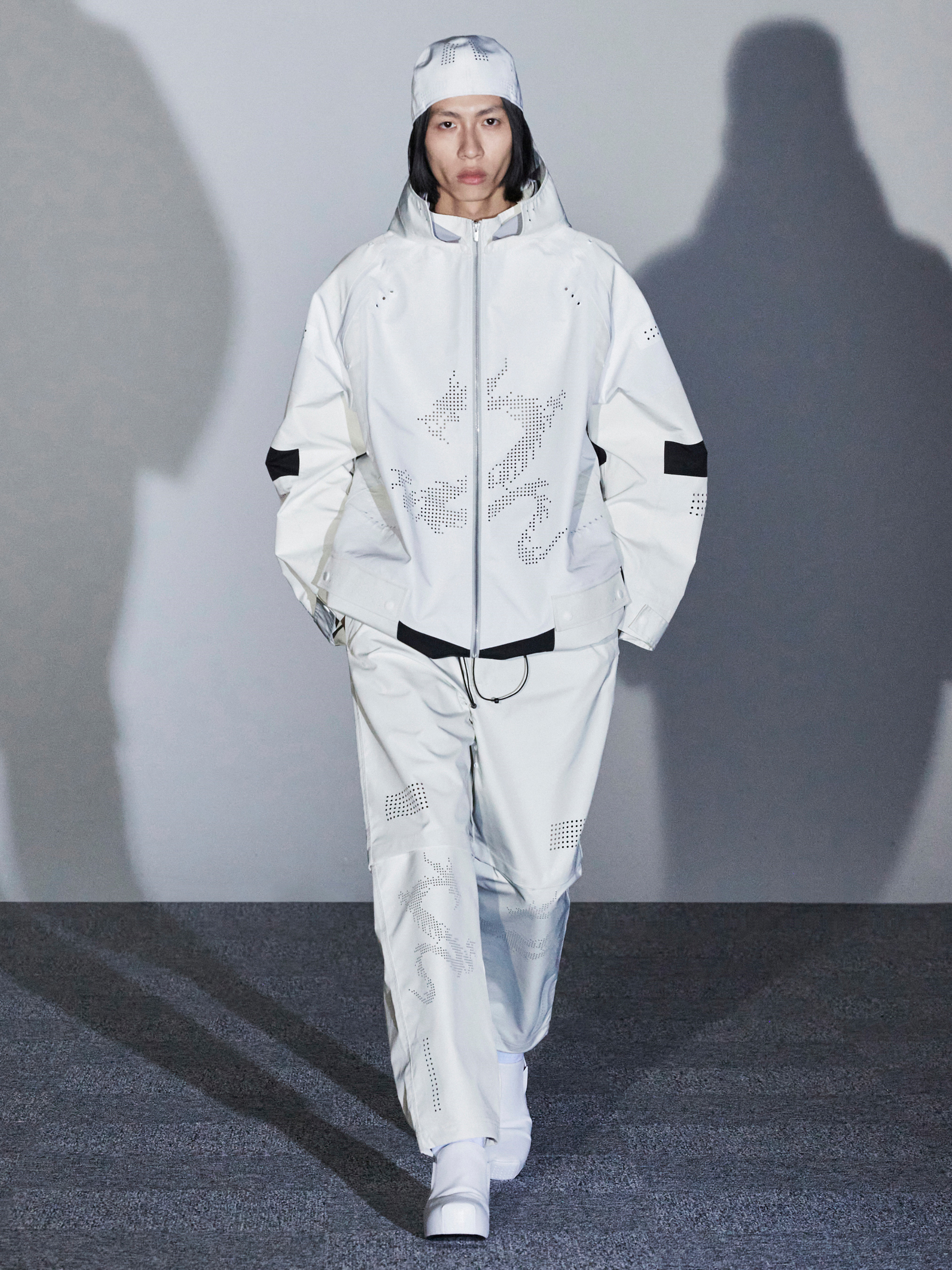 Xander Zhou Spring 2021 Fashion Show | The Impression