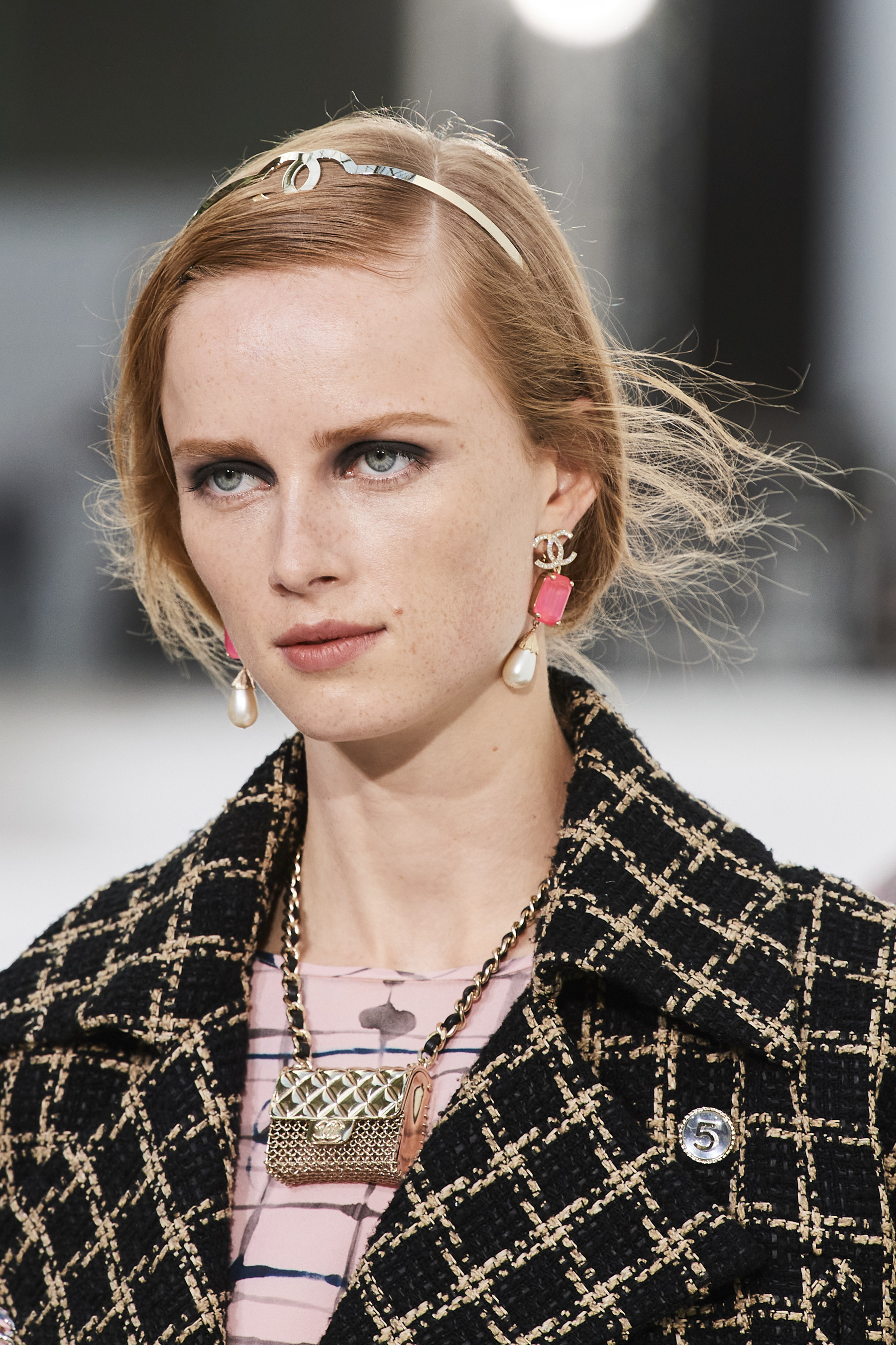 Chanel Spring 2021 Fashion Show Details | The Impression