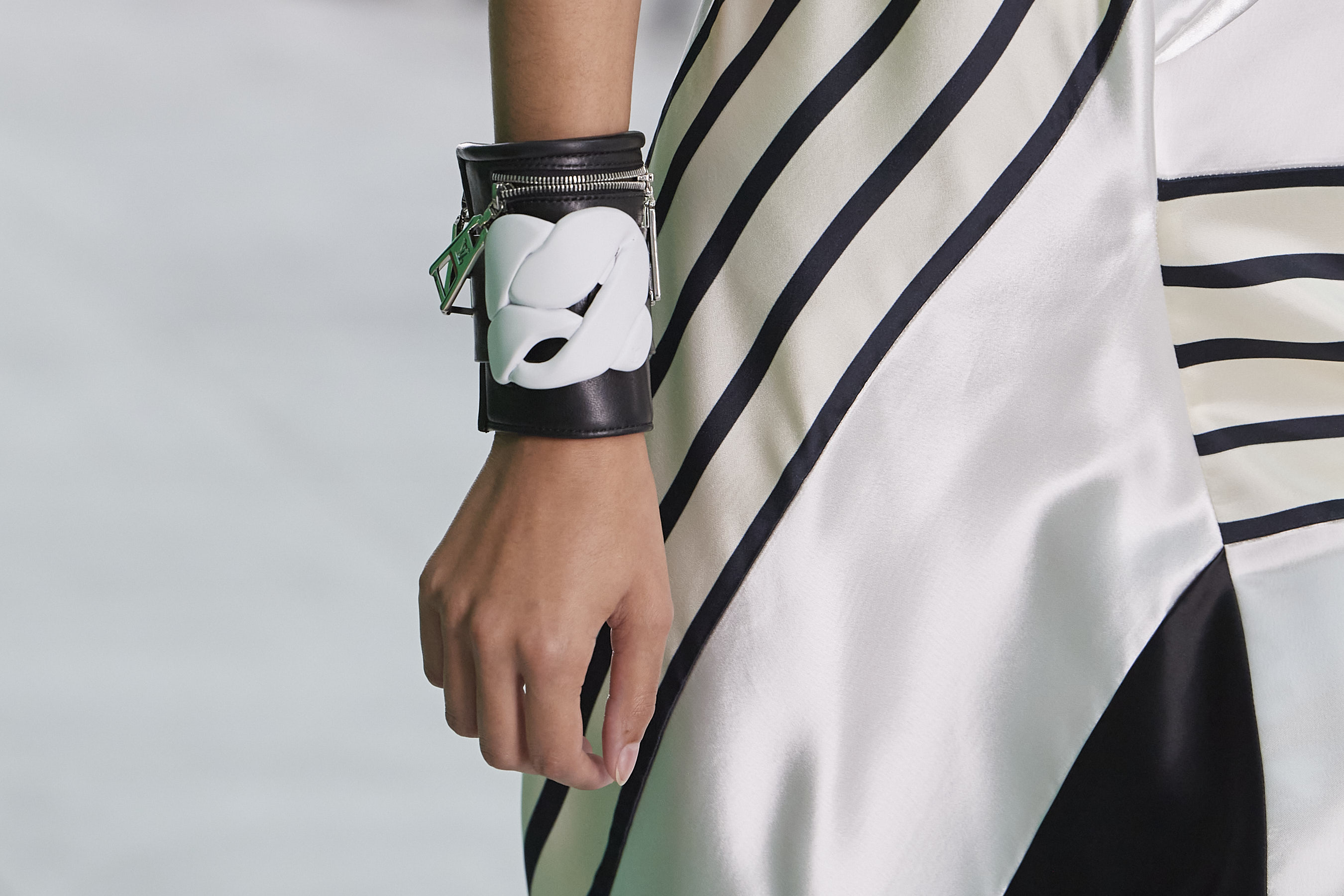 Louis Vuitton Spring 2021 Fashion Show Details