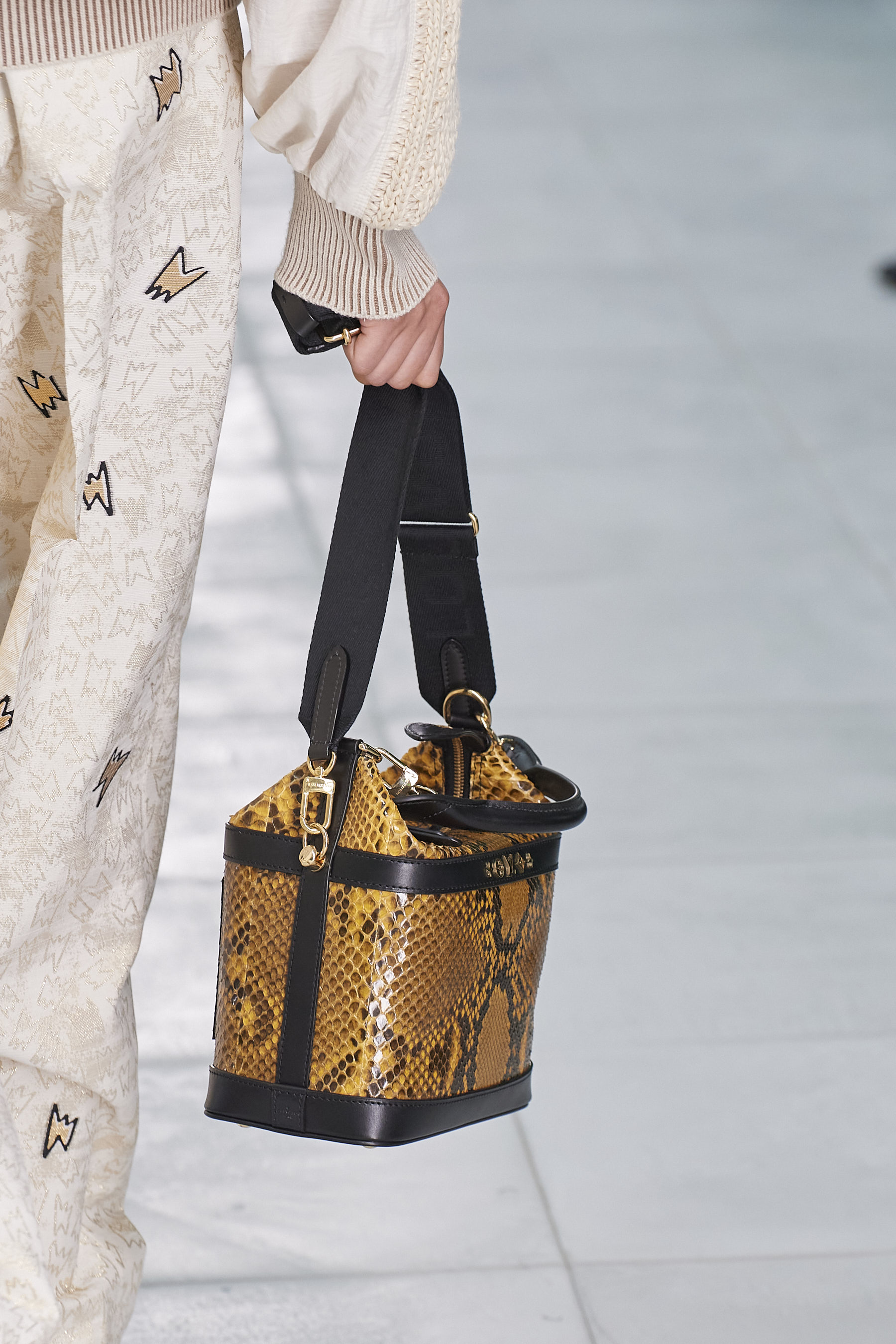 Louis Vuitton Spring 2021 Fashion Show Details