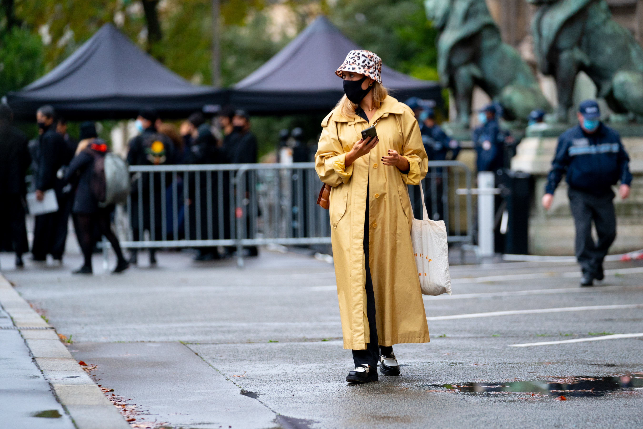 Paris Street Style Spring 2021 Day 4 