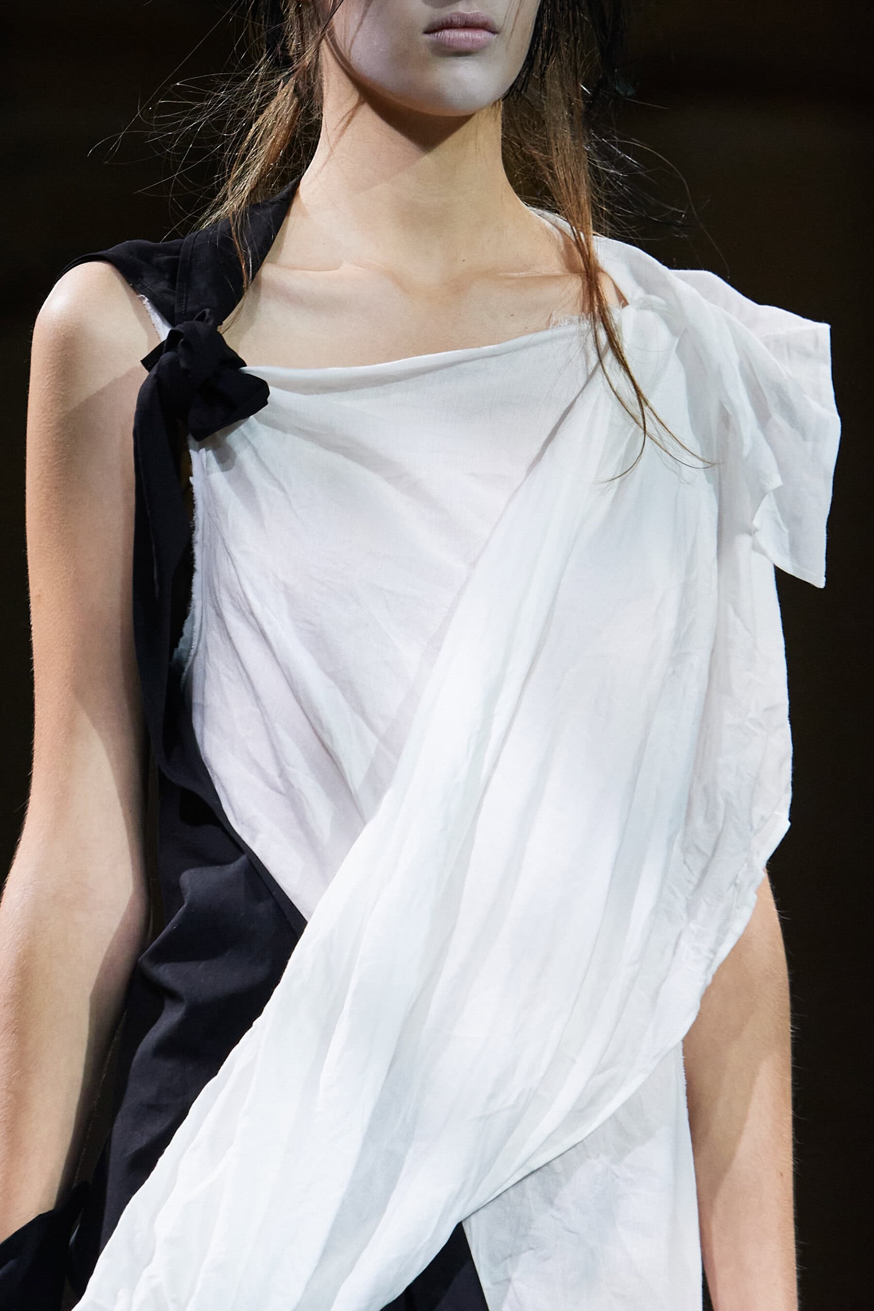 Yohji Yamamoto Spring 2021 Fashion Show Details