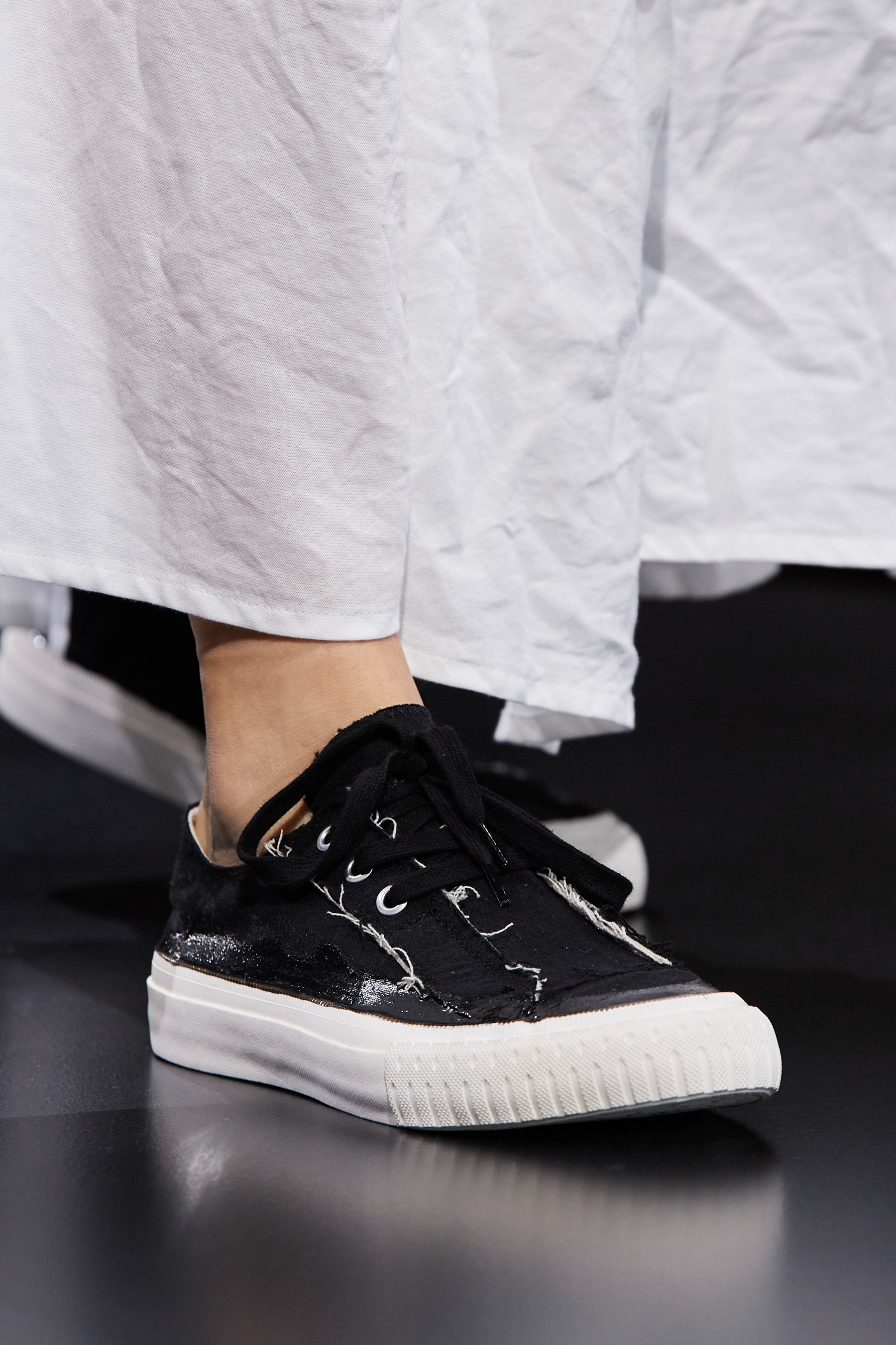 Yohji Yamamoto Spring 2021 Fashion Show Details | The Impression