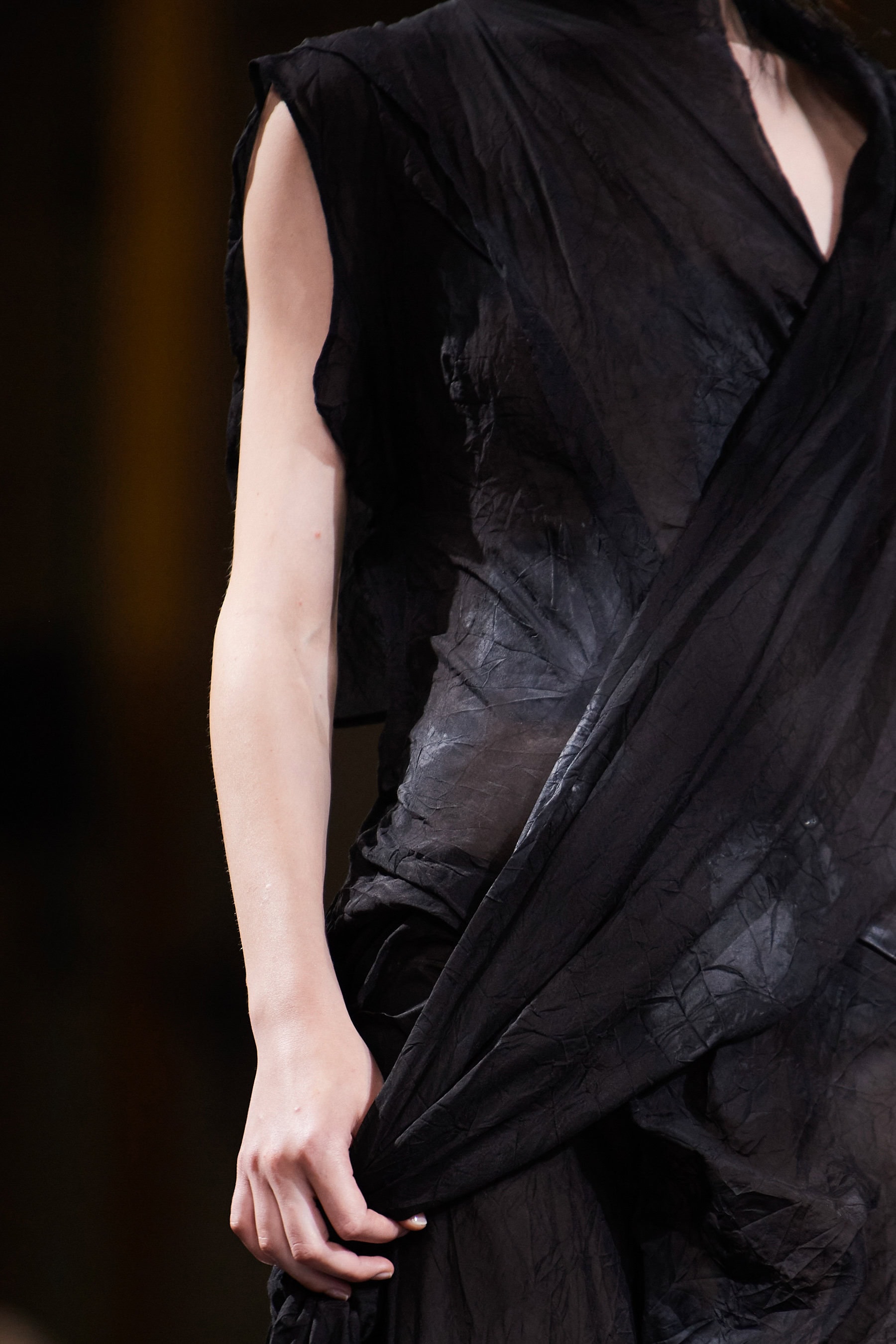 Yohji Yamamoto Spring 2021 Fashion Show Details