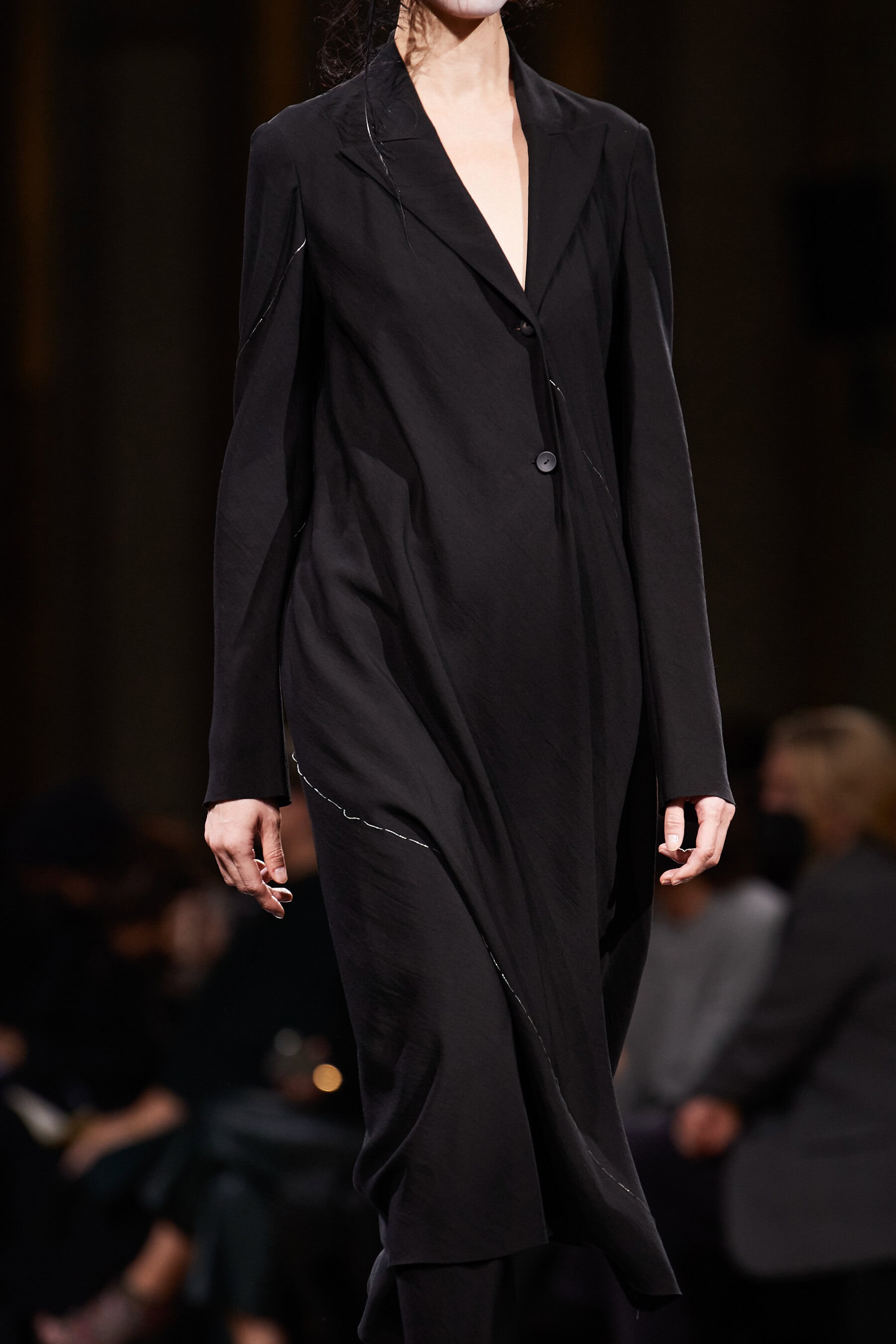 Yohji Yamamoto Spring 2021 Fashion Show Details