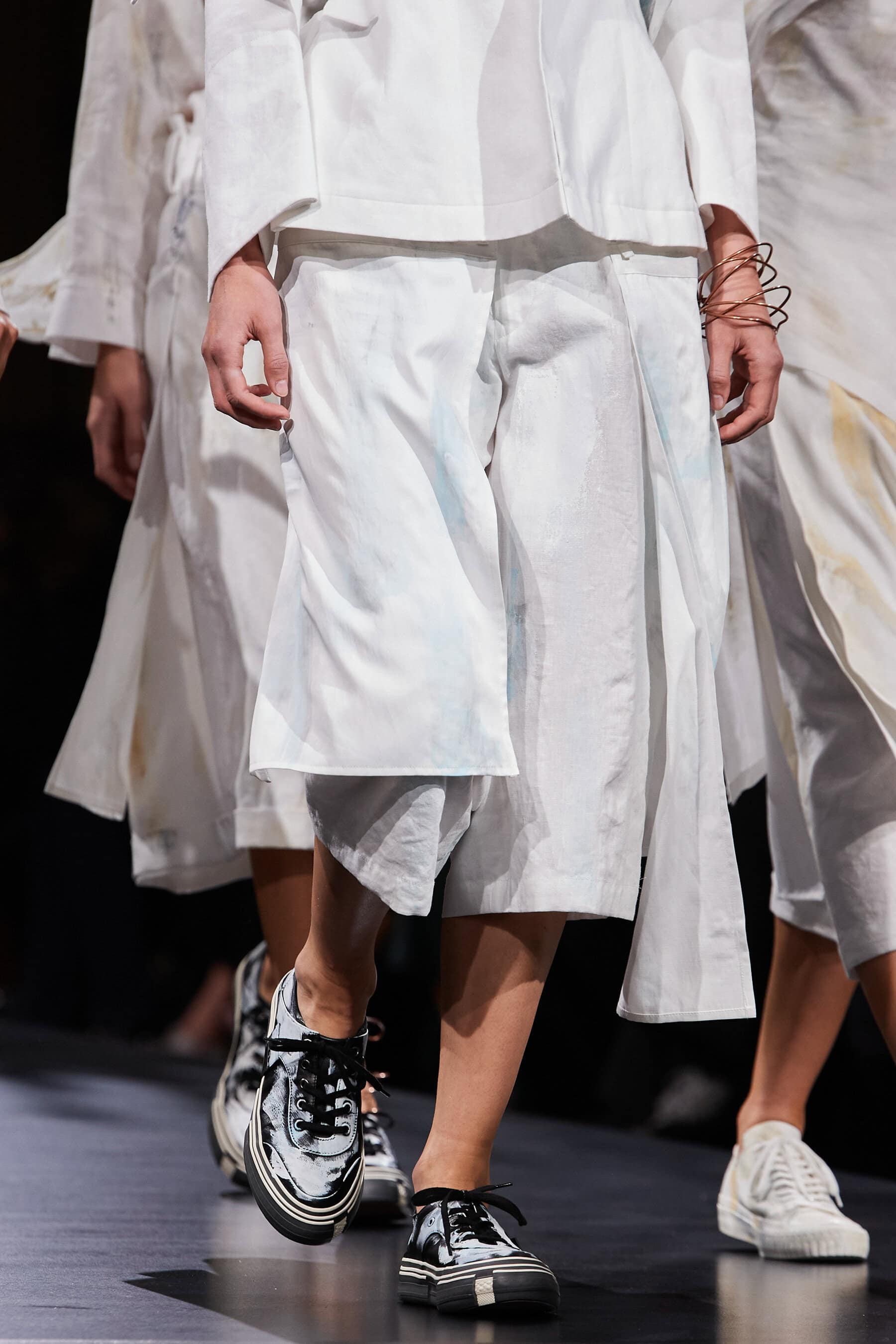 Yohji Yamamoto Spring 2021 Fashion Show Details