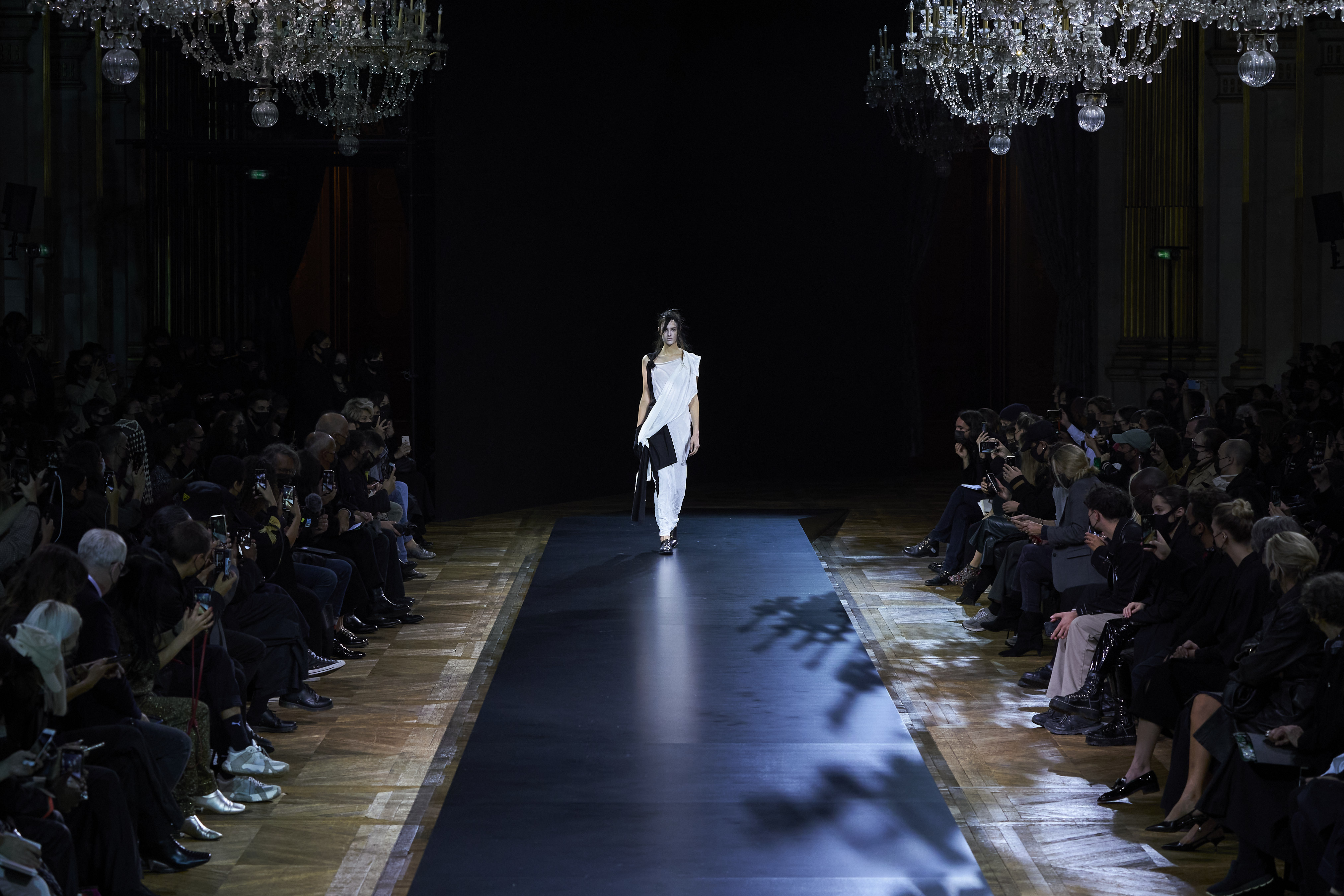 Yohji Yamamoto Spring 2021 Fashion Show | The Impression