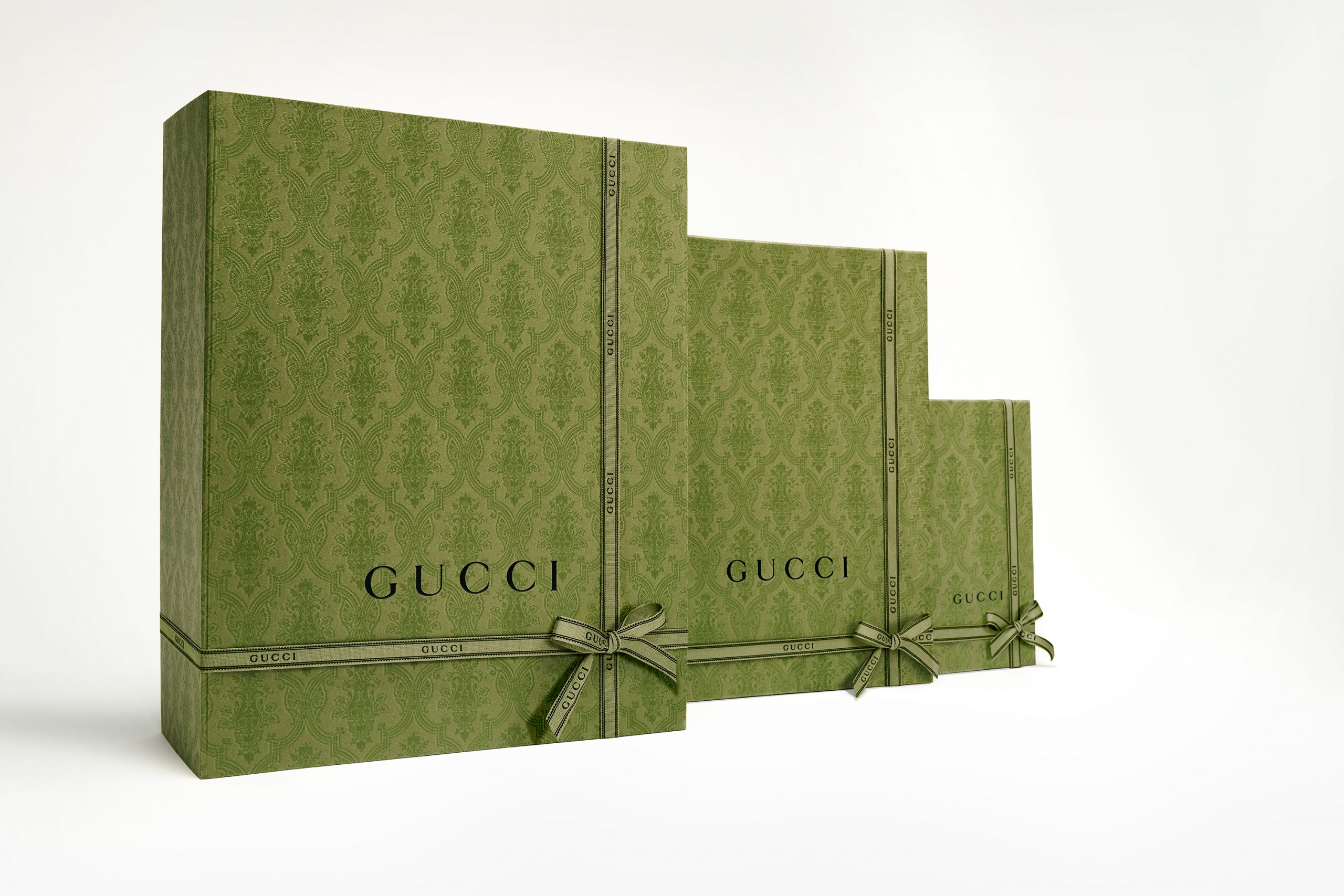Build Designer tissue boxes out of your shopping bags! #Gucci 