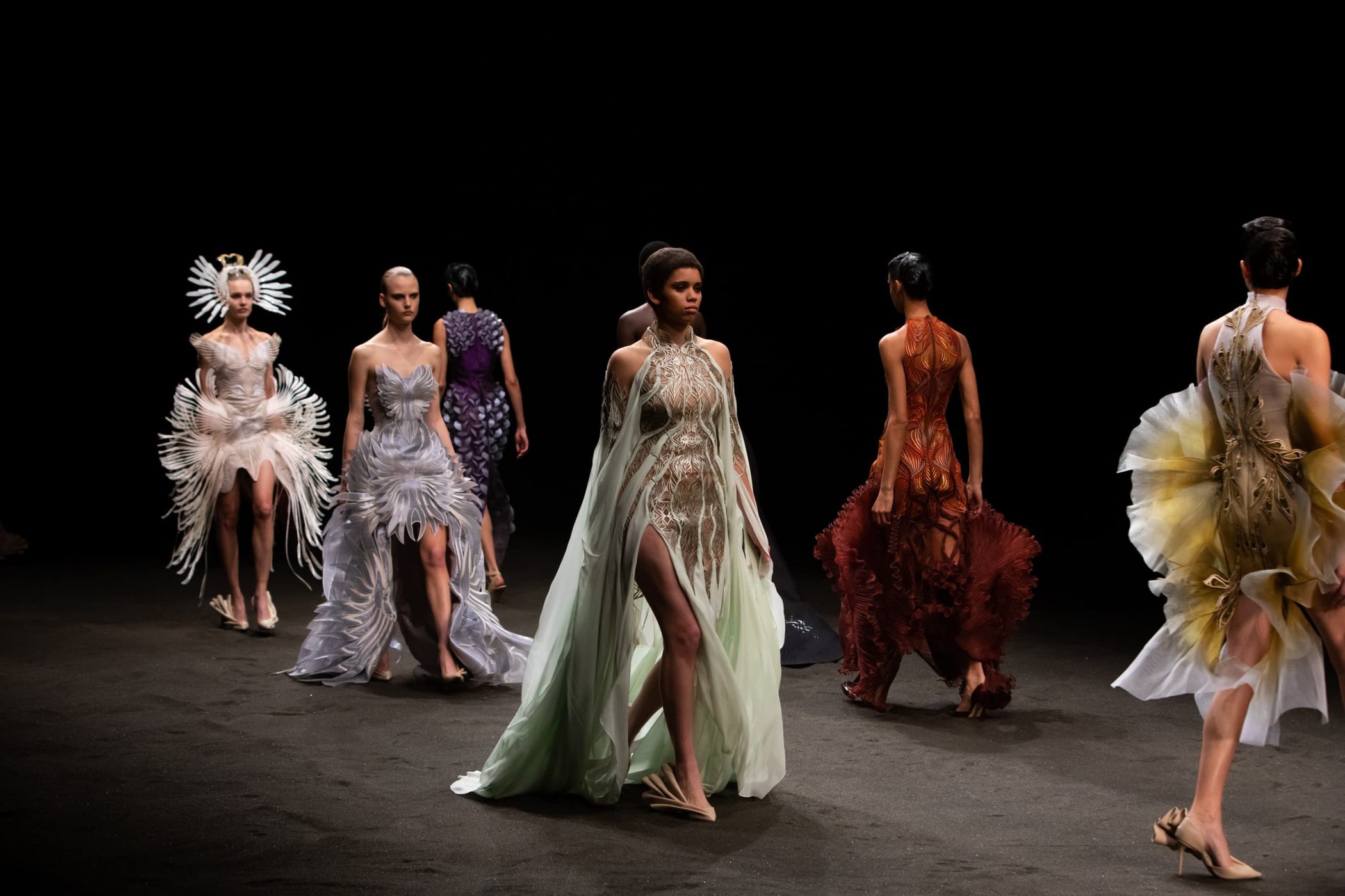 Paris Fashion Week: Iris van Herpen's 'flowing paint' gowns and Ralph &  Russo's 'Hollywood' glitz prove must-see shows