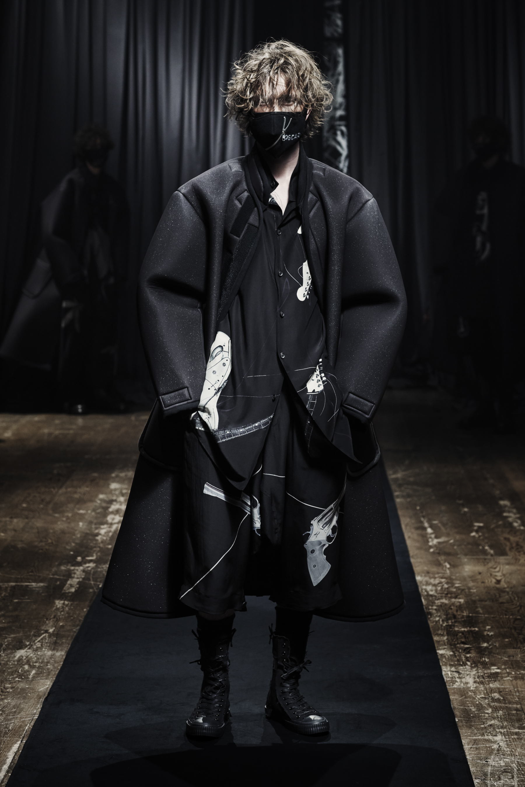 Yohji Yamamoto Men's Spring 2024 [PHOTOS]