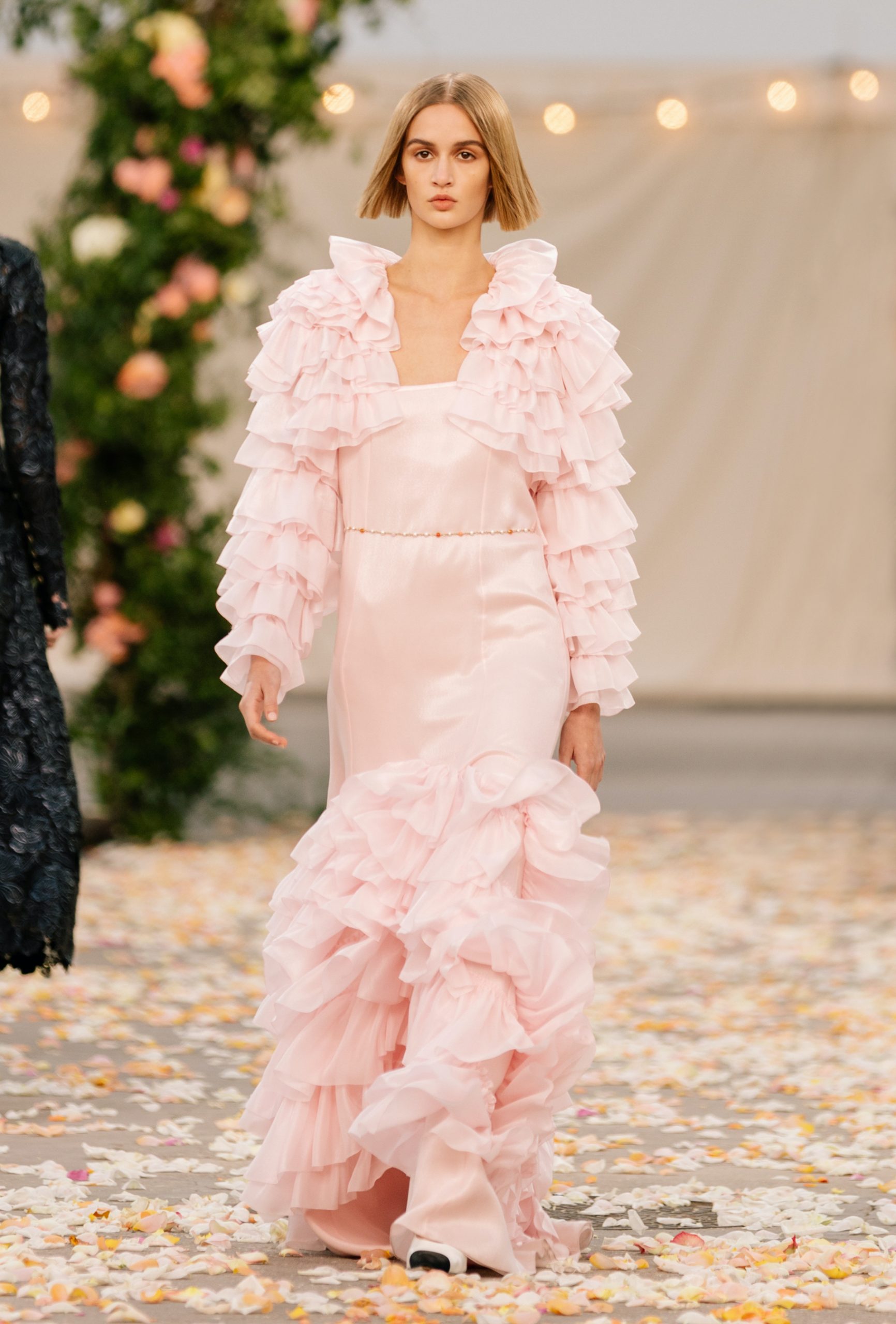 Ruffles Spring 2021 Couture Trend | The Impression