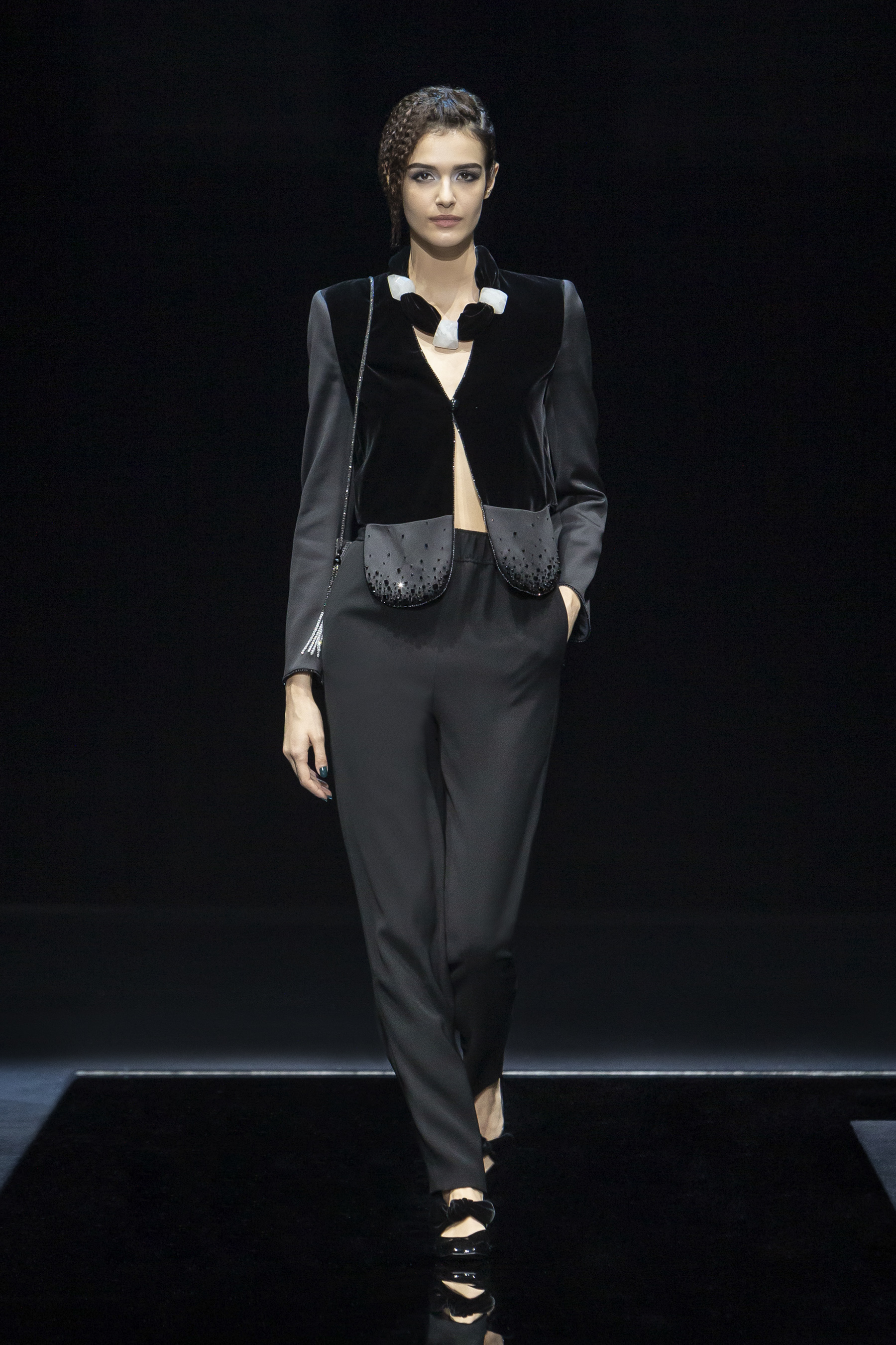 Giorgio Armani Fall 2021 | The Impression