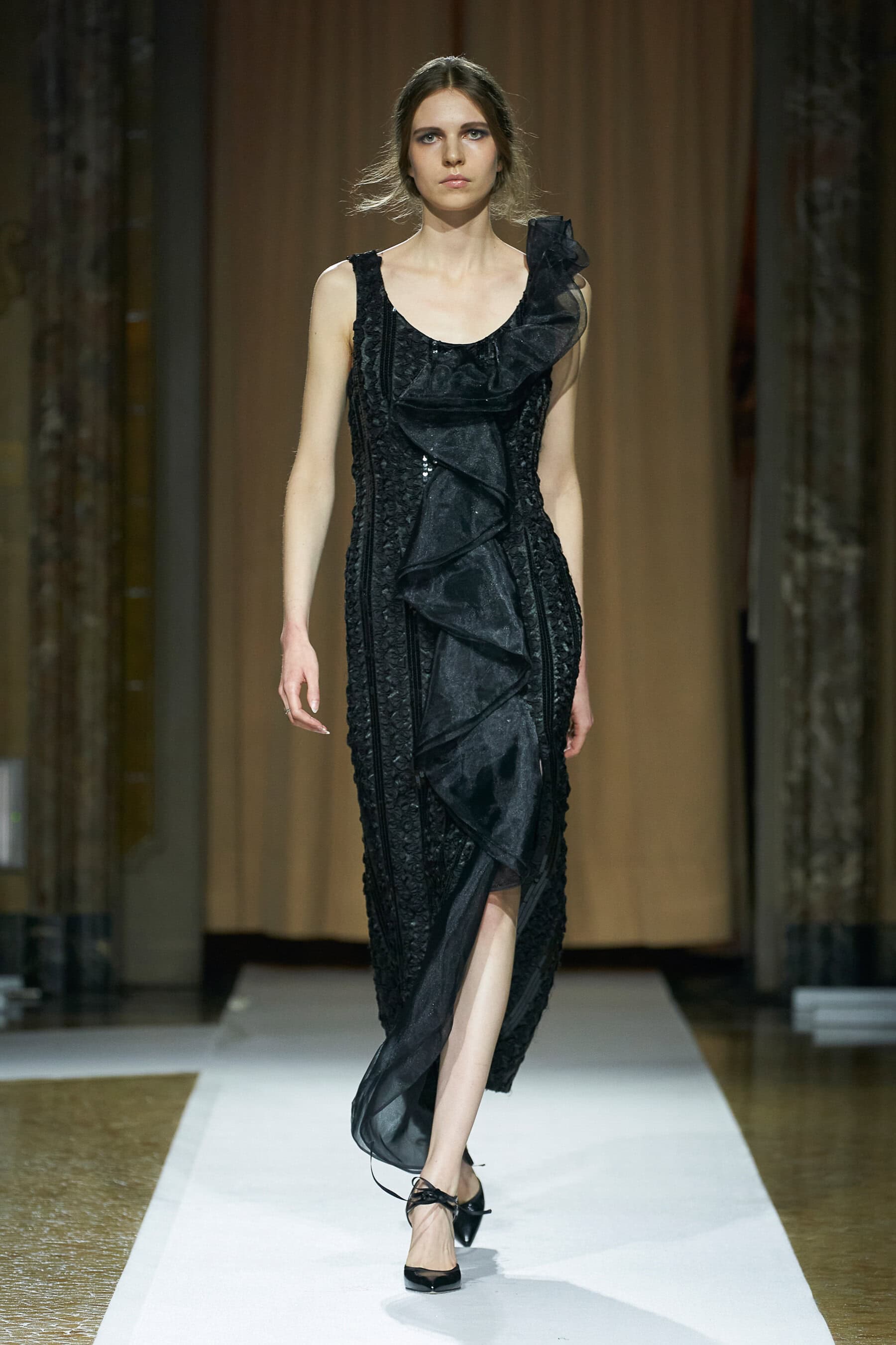 Murrii Quu Couture Fall 2021 