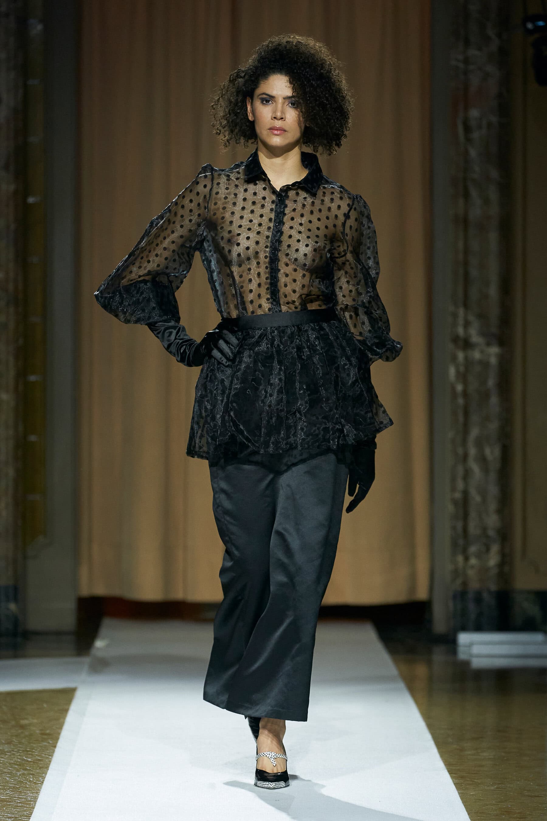 Murrii Quu Couture Fall 2021 
