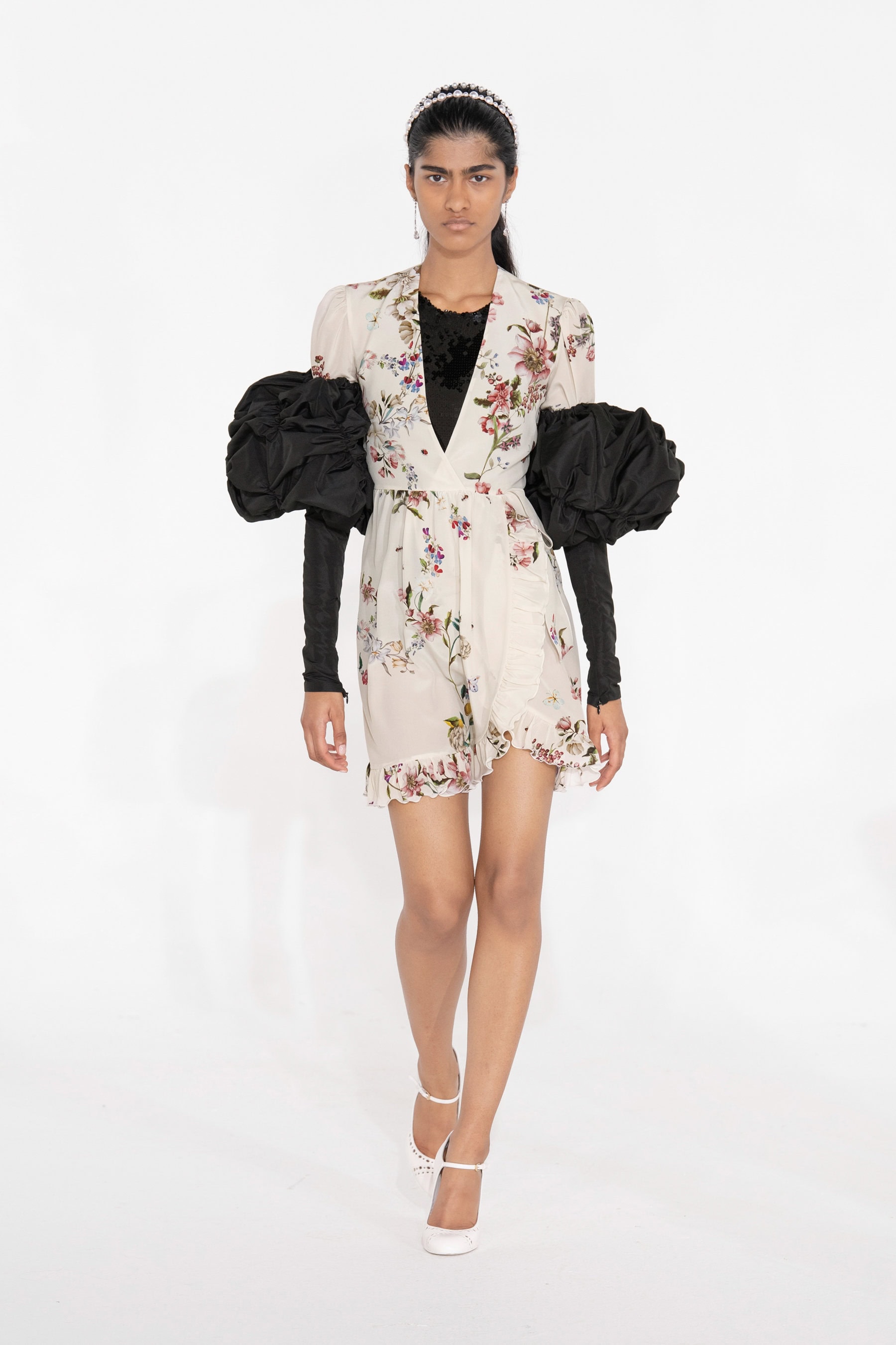 Giambattista Valli Fall 2021 