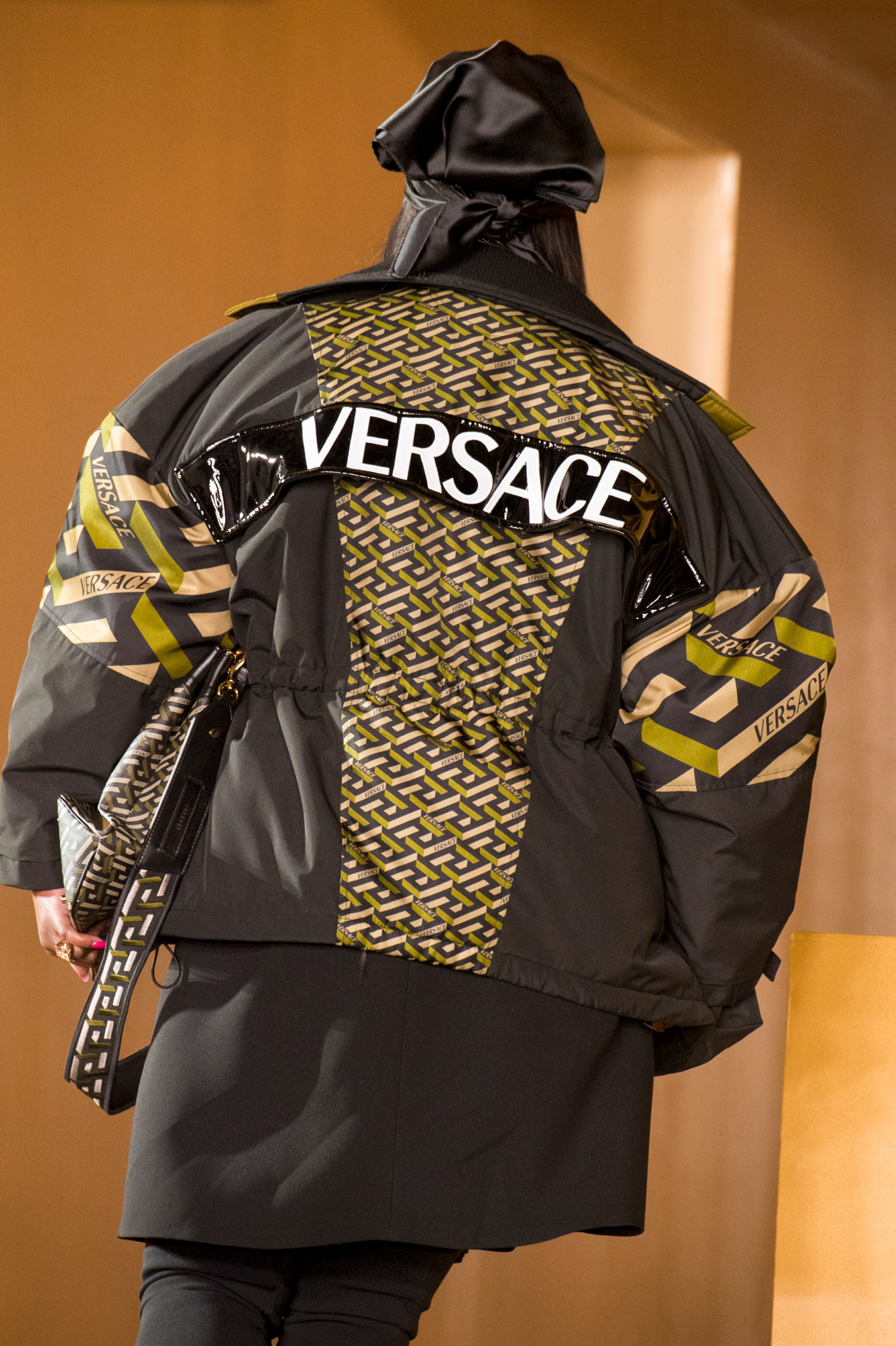 Versace Fall 2021 Details