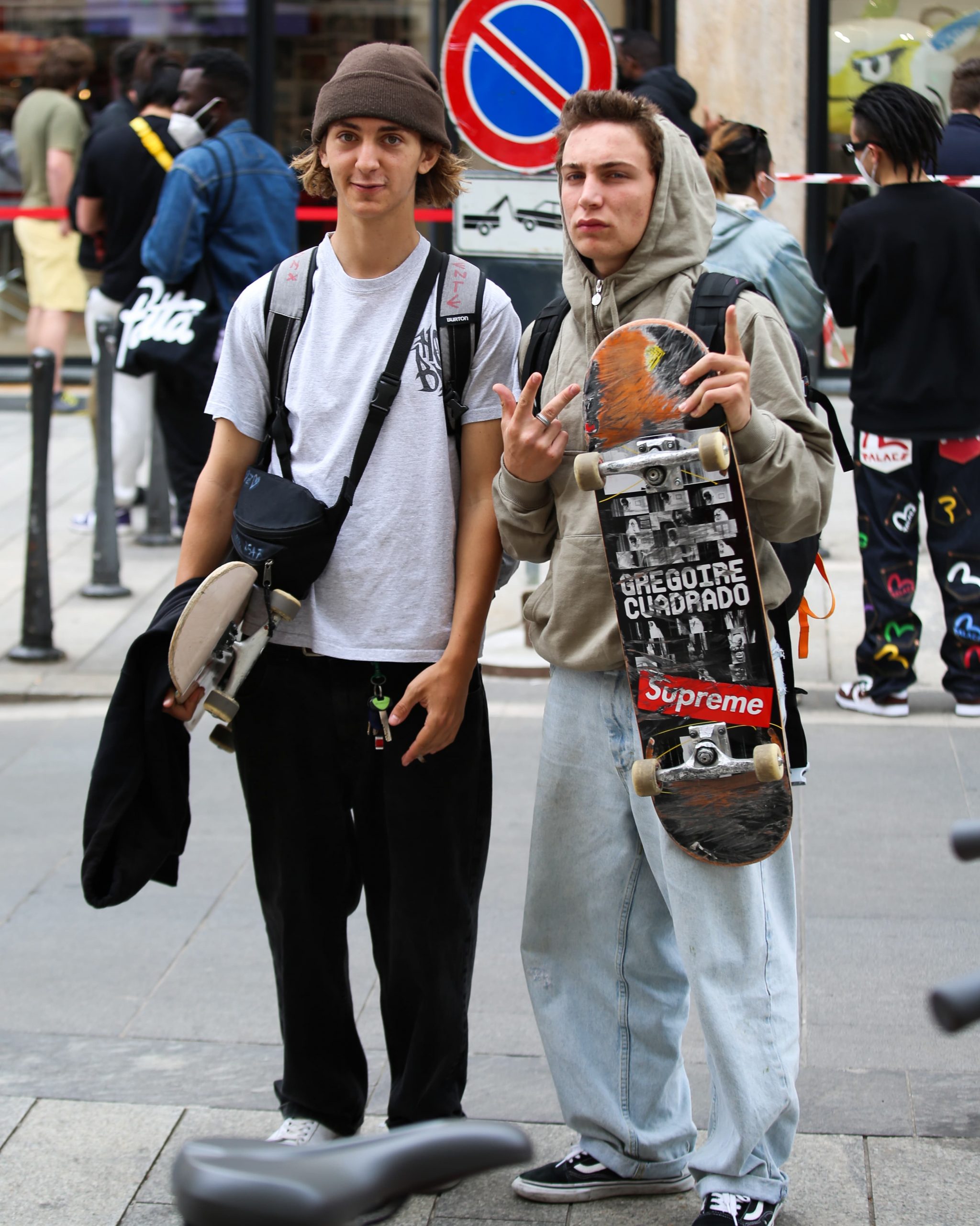 Supreme Street Style Skater Style Totes