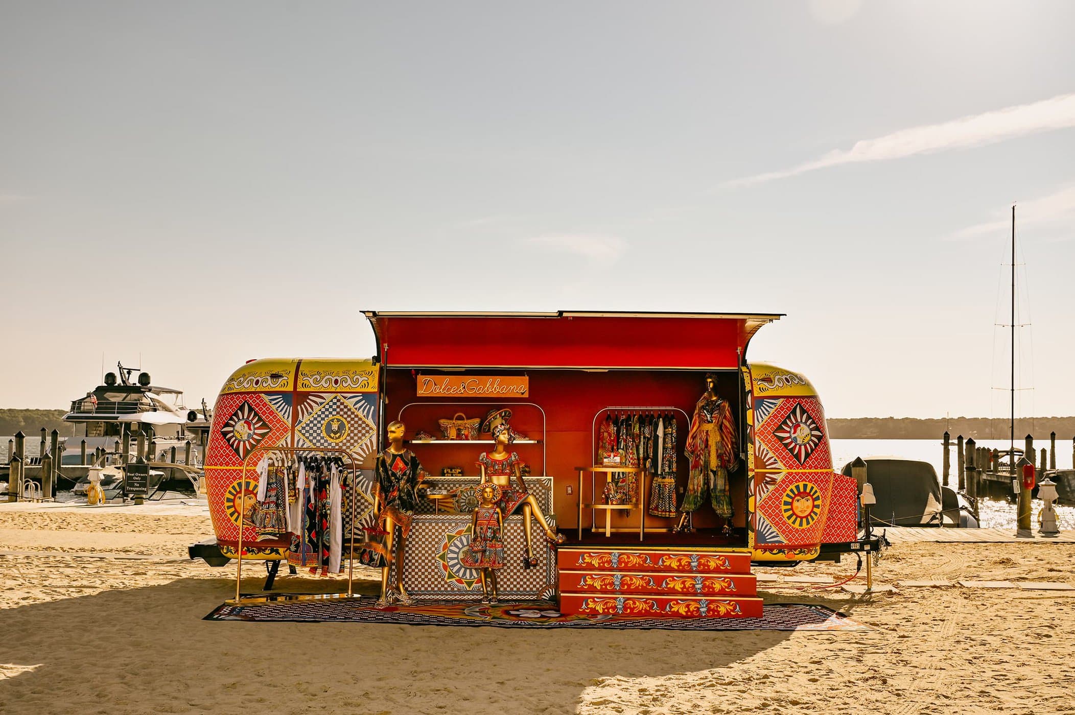 Dolce & Gabbana Hits The Hamptons with Traveling Pop-Up – Nobleman