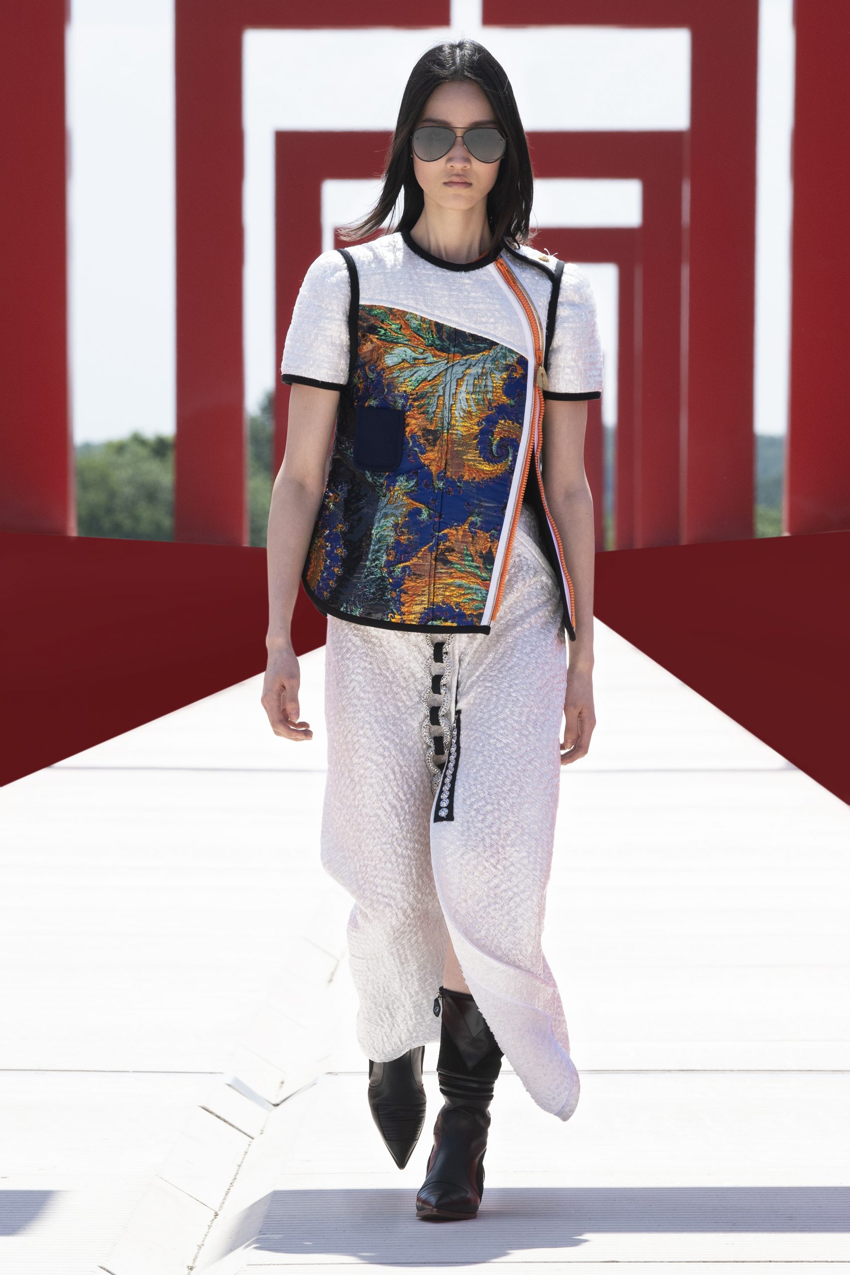 Louis Vuitton Resort 2022 Fashion Show | The Impression