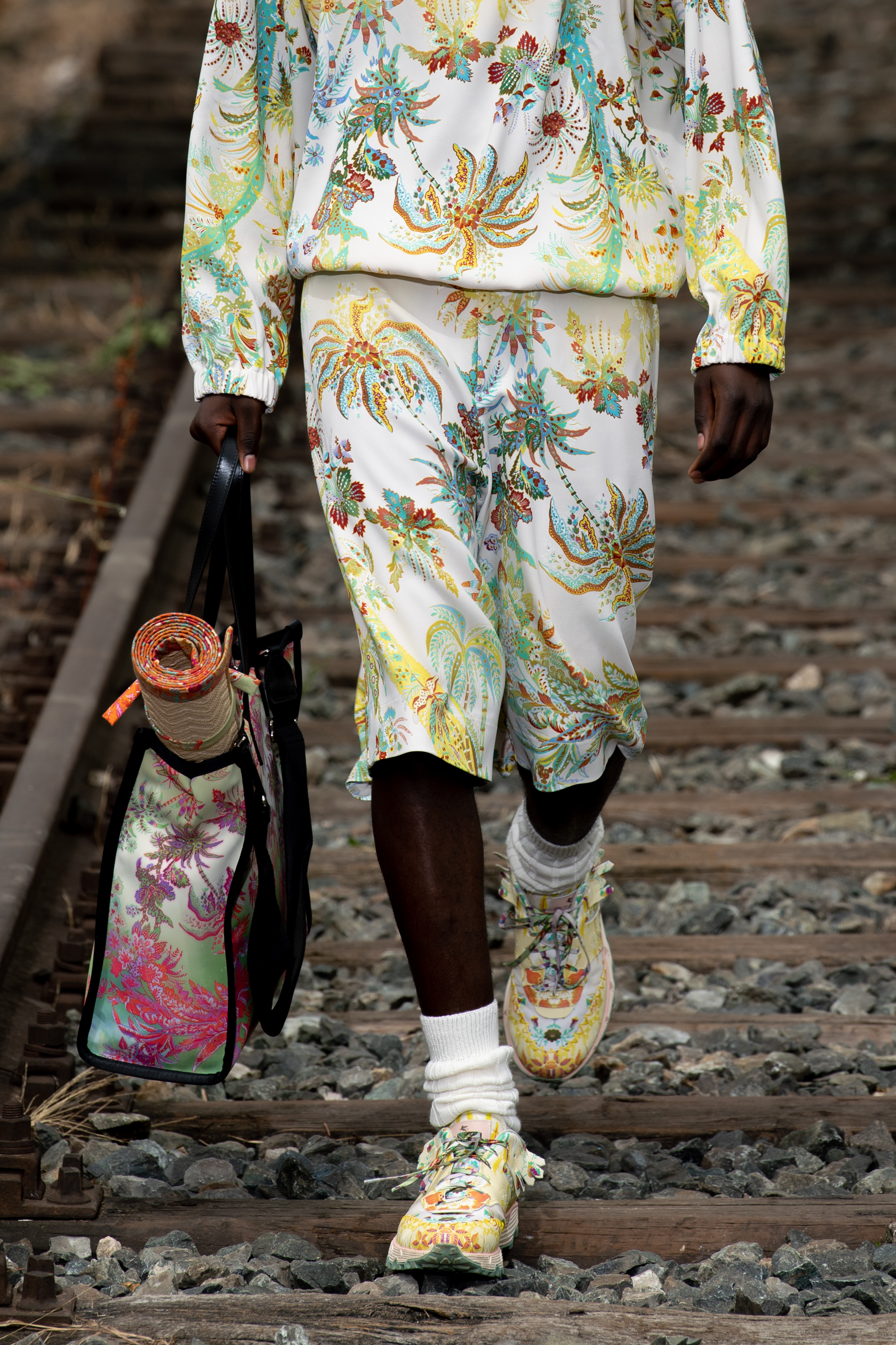 Etro Spring 2022 Men's Details