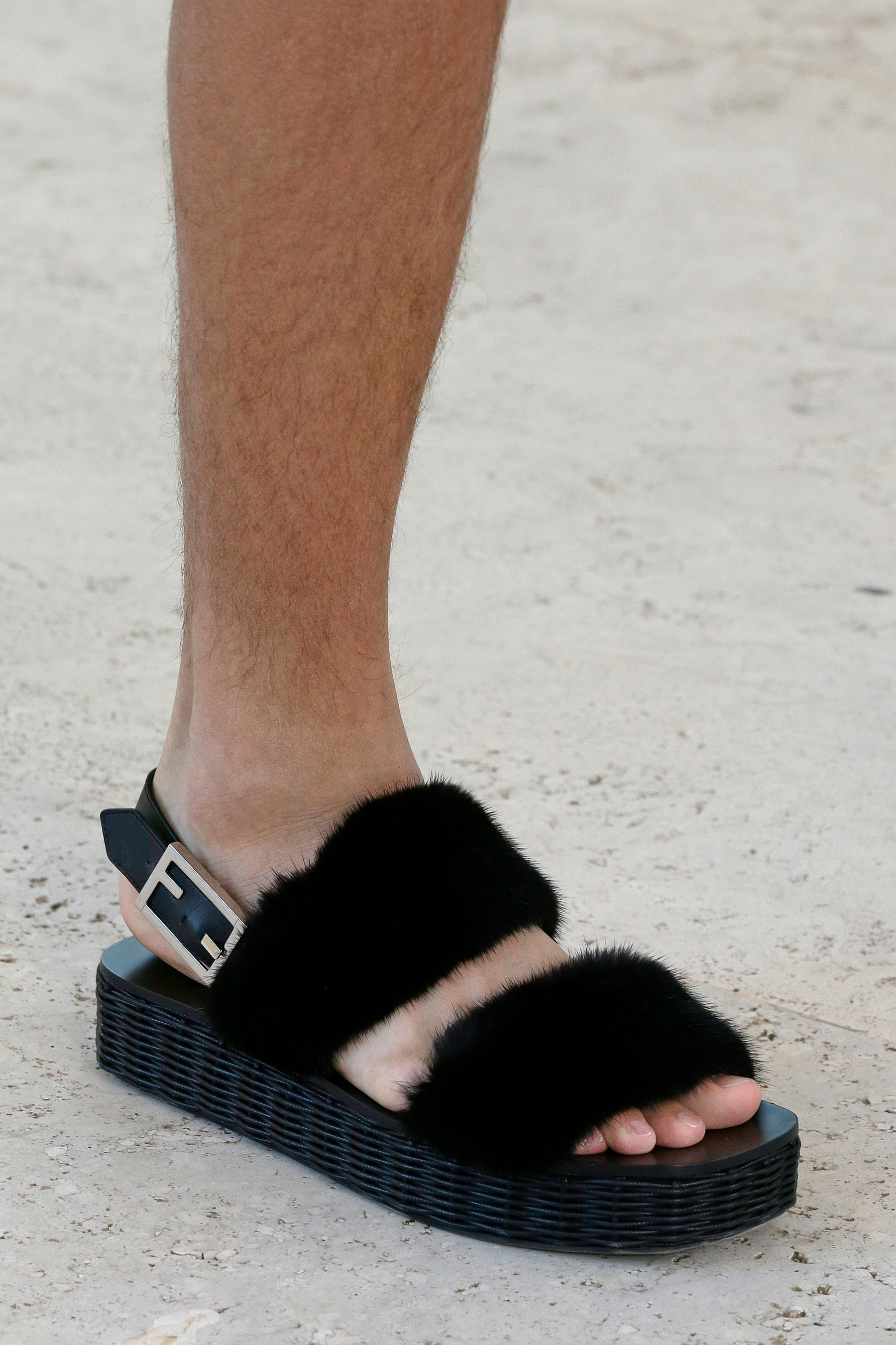 Fendi Spring 2022 Men's Details