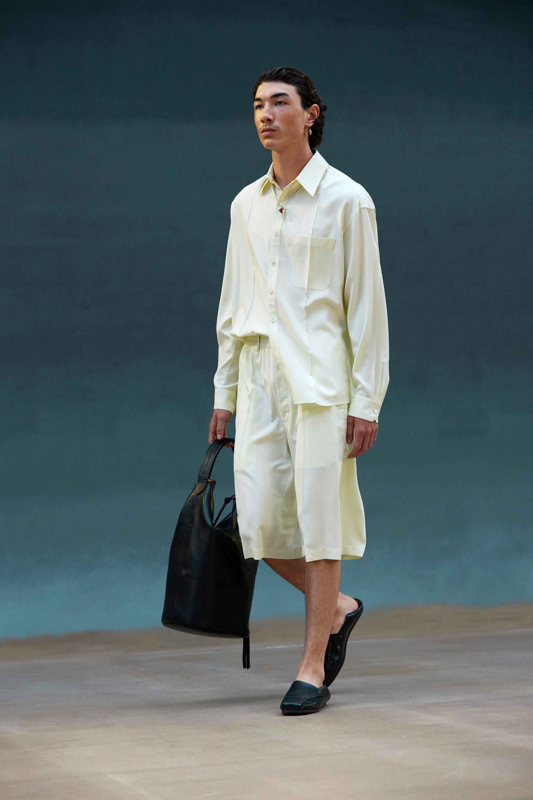 Lemaire Spring 2022 Men's  Fashion Show