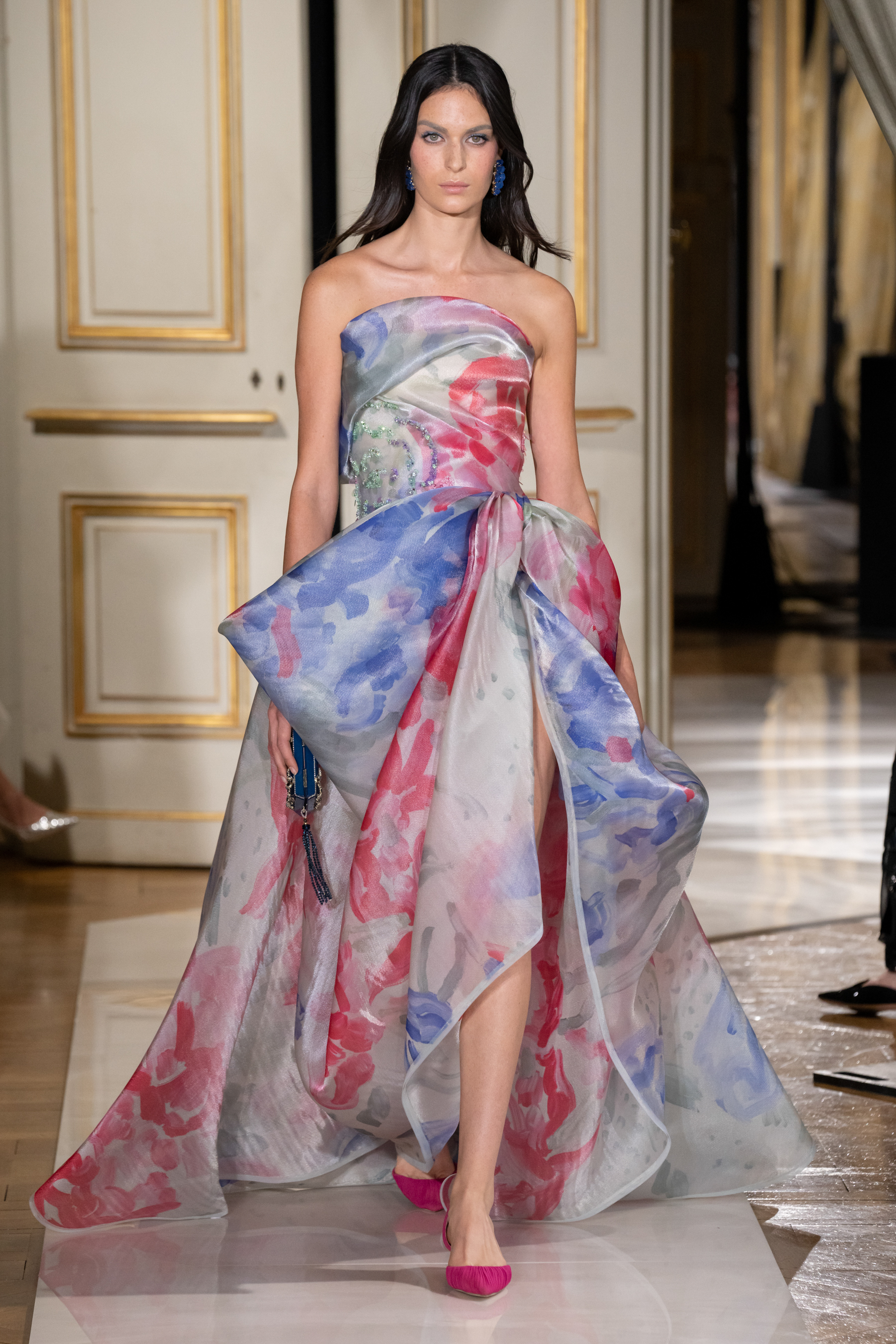 Giorgio Armani Prive Fall 2021 Couture  Fashion Show