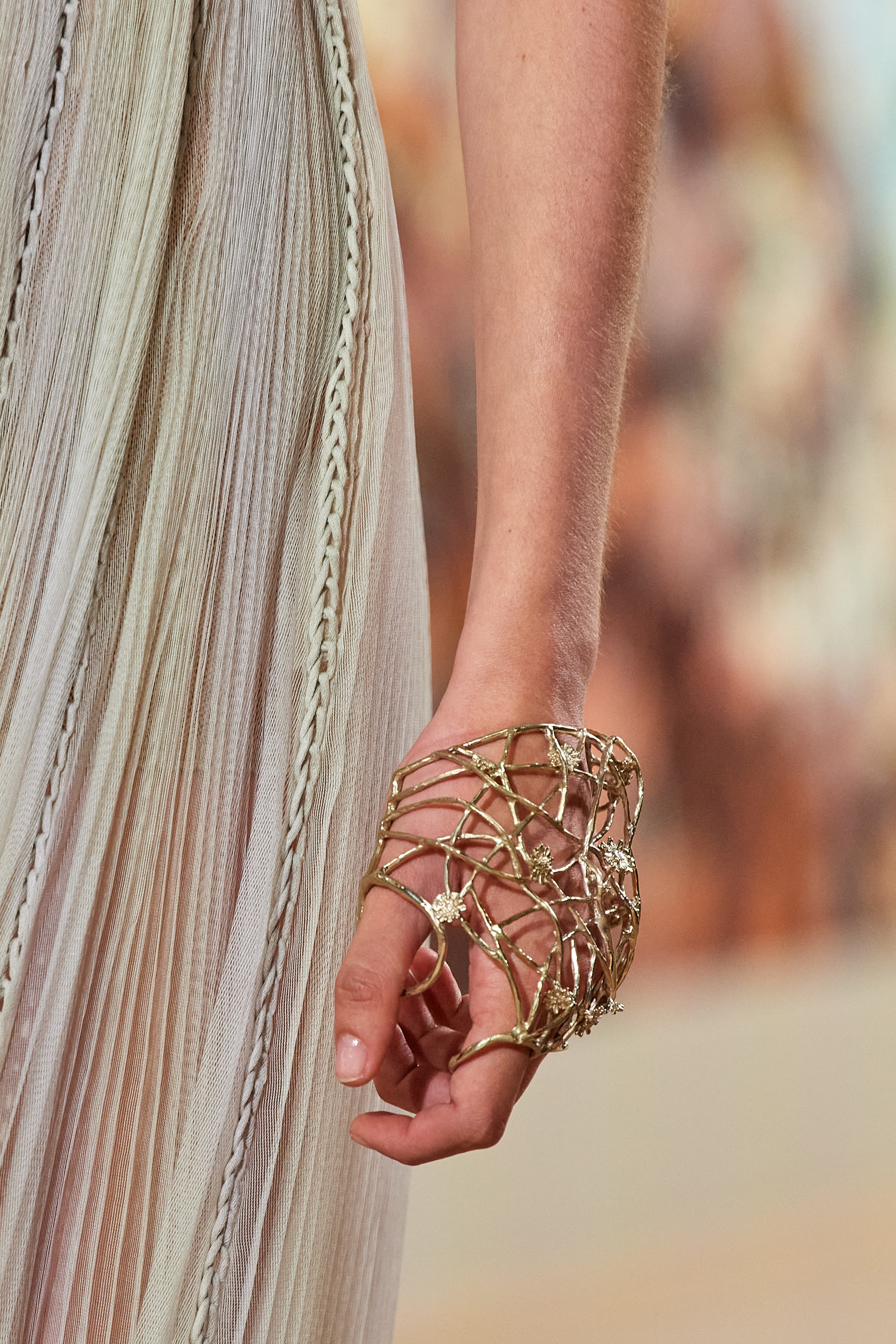 Christian Dior Fall 2021 Couture Details Fashion Show