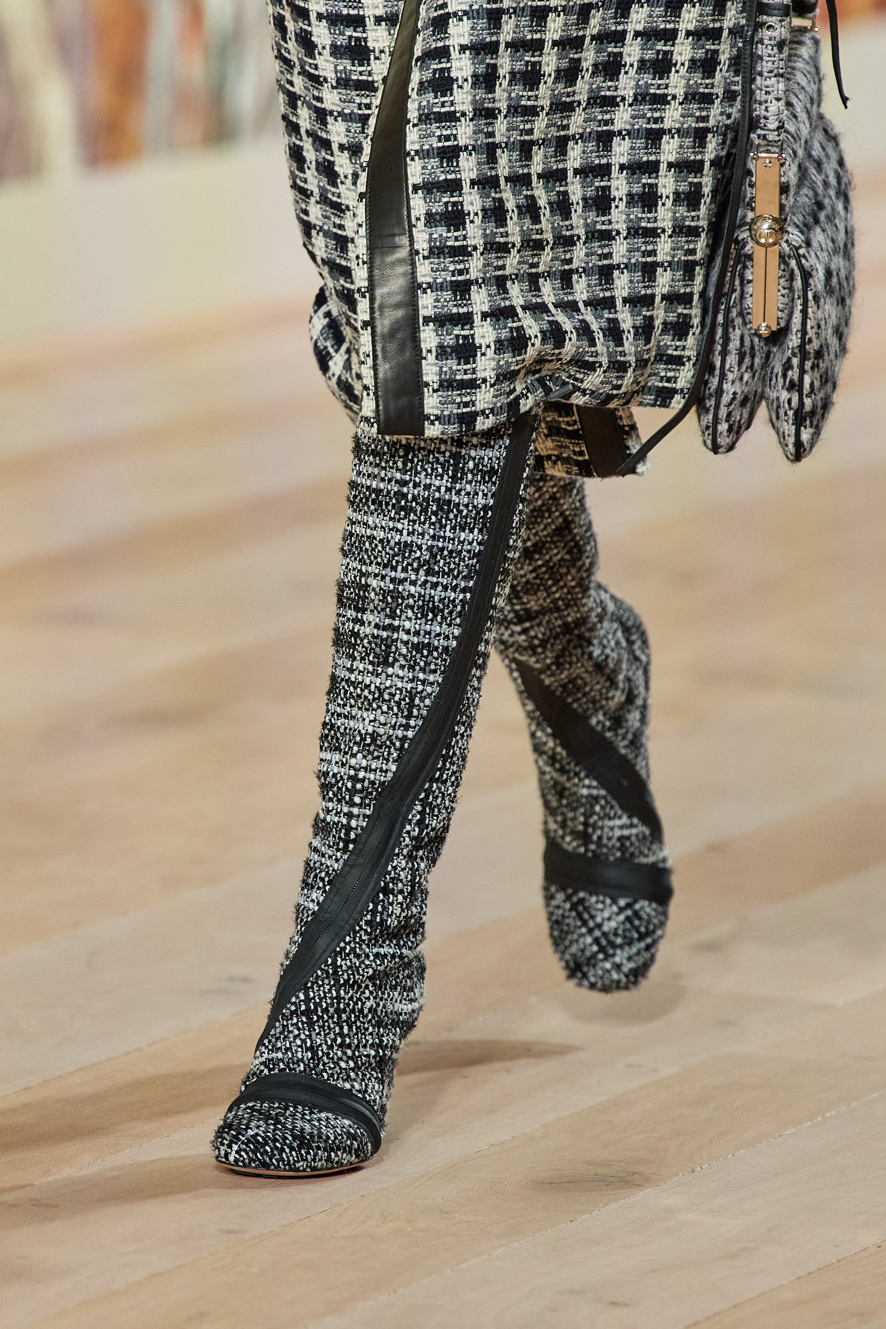 Christian Dior Fall 2021 Couture Details Fashion Show