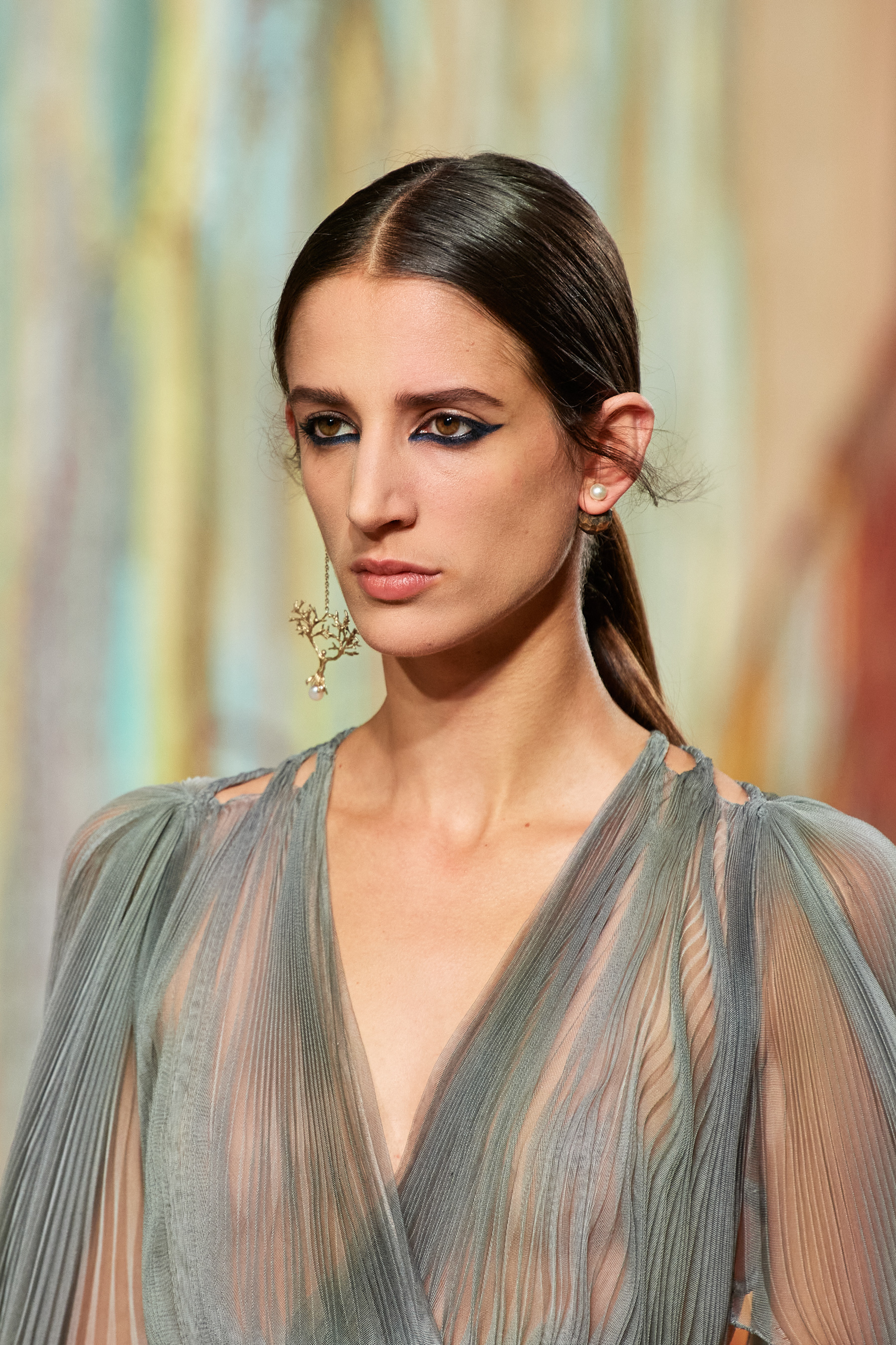Christian Dior Fall 2021 Couture Details Fashion Show