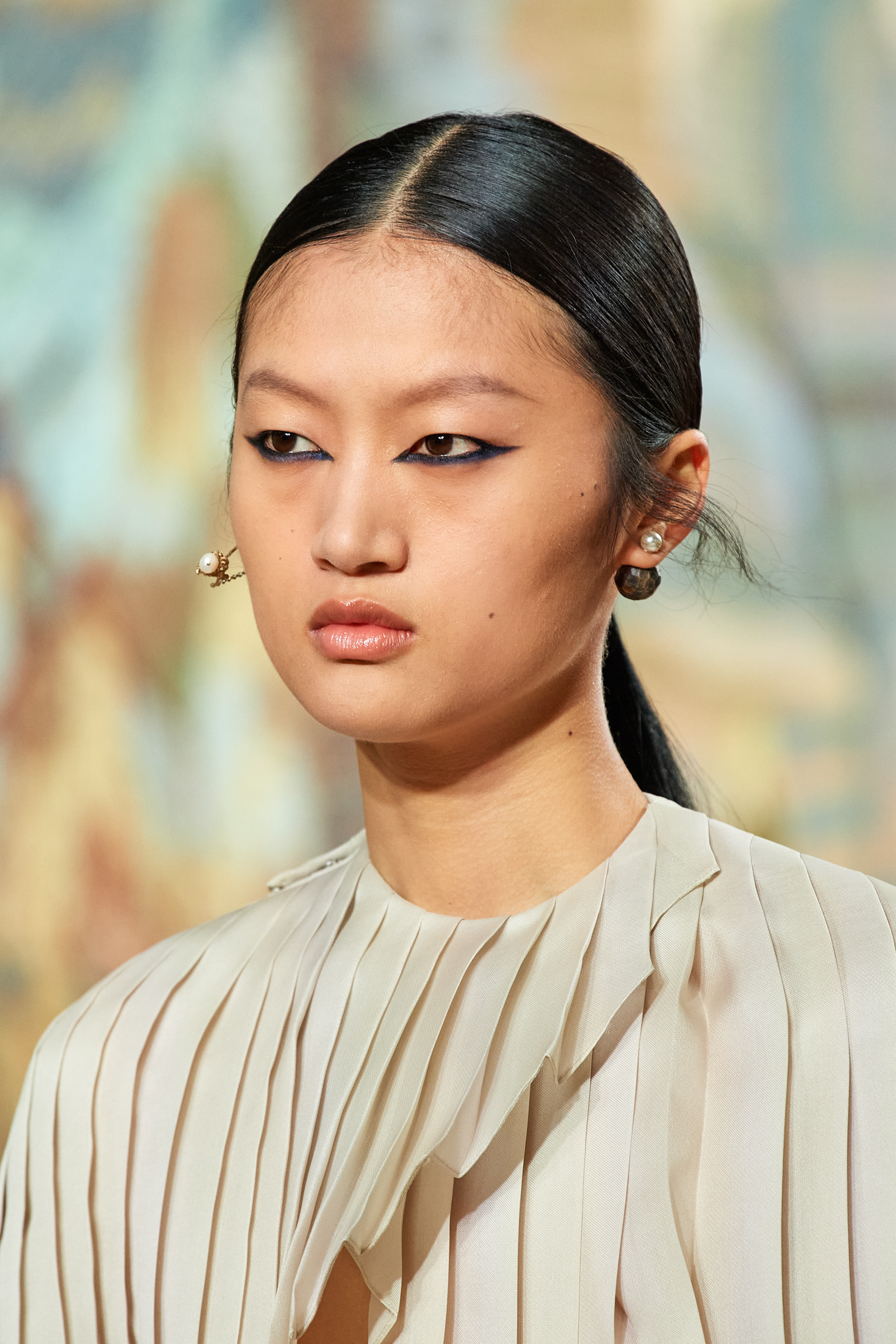Christian Dior Fall 2021 Couture Details Fashion Show