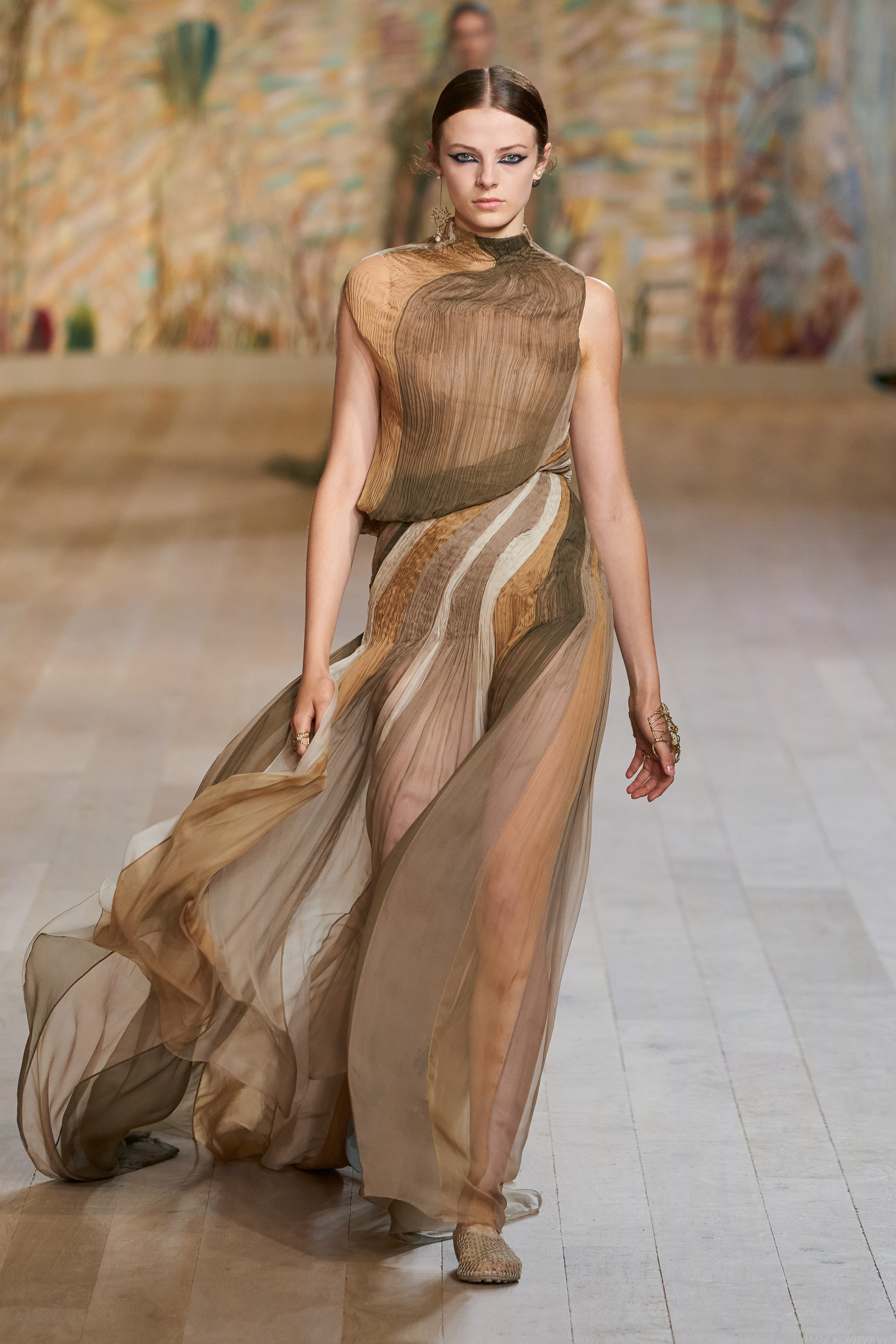 Christian Dior Fall 2021 Couture  Fashion Show