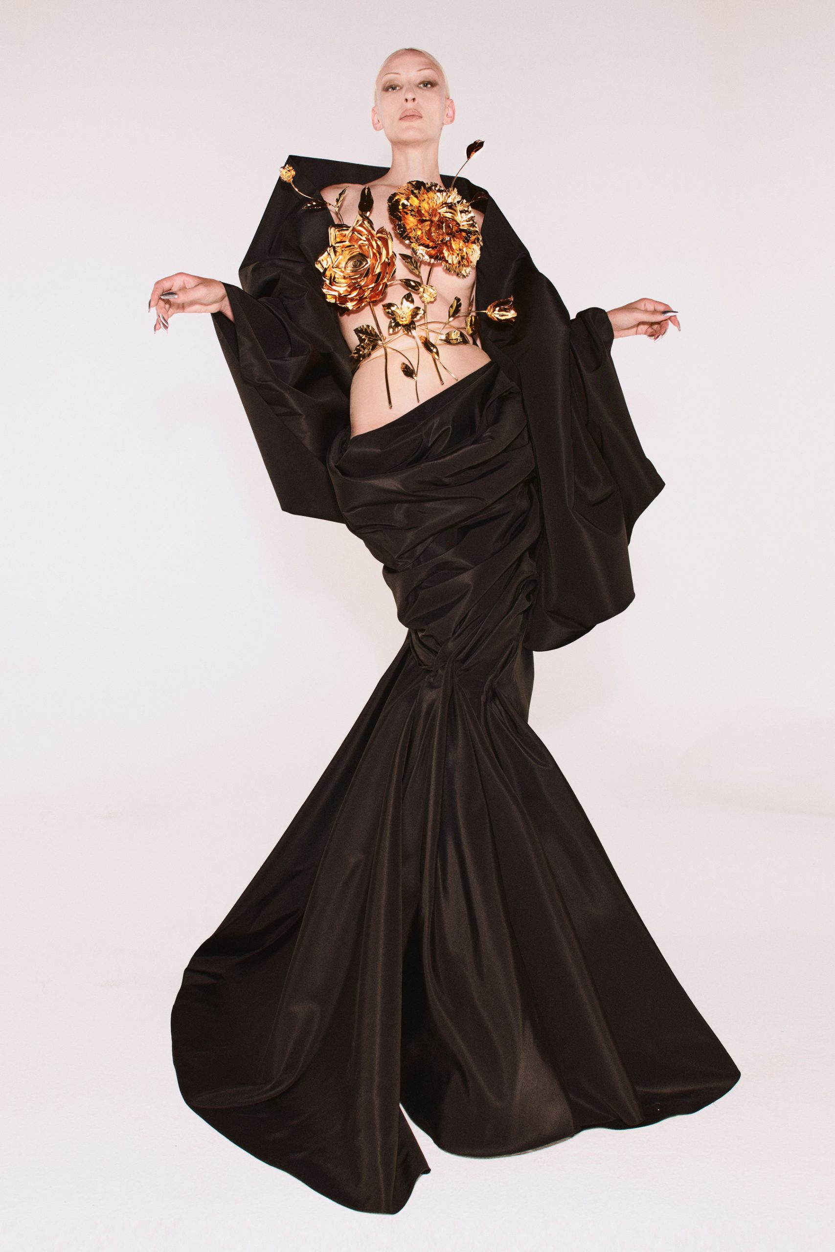 Schiaparelli Fall 2021 Couture Fashion Show | The Impression