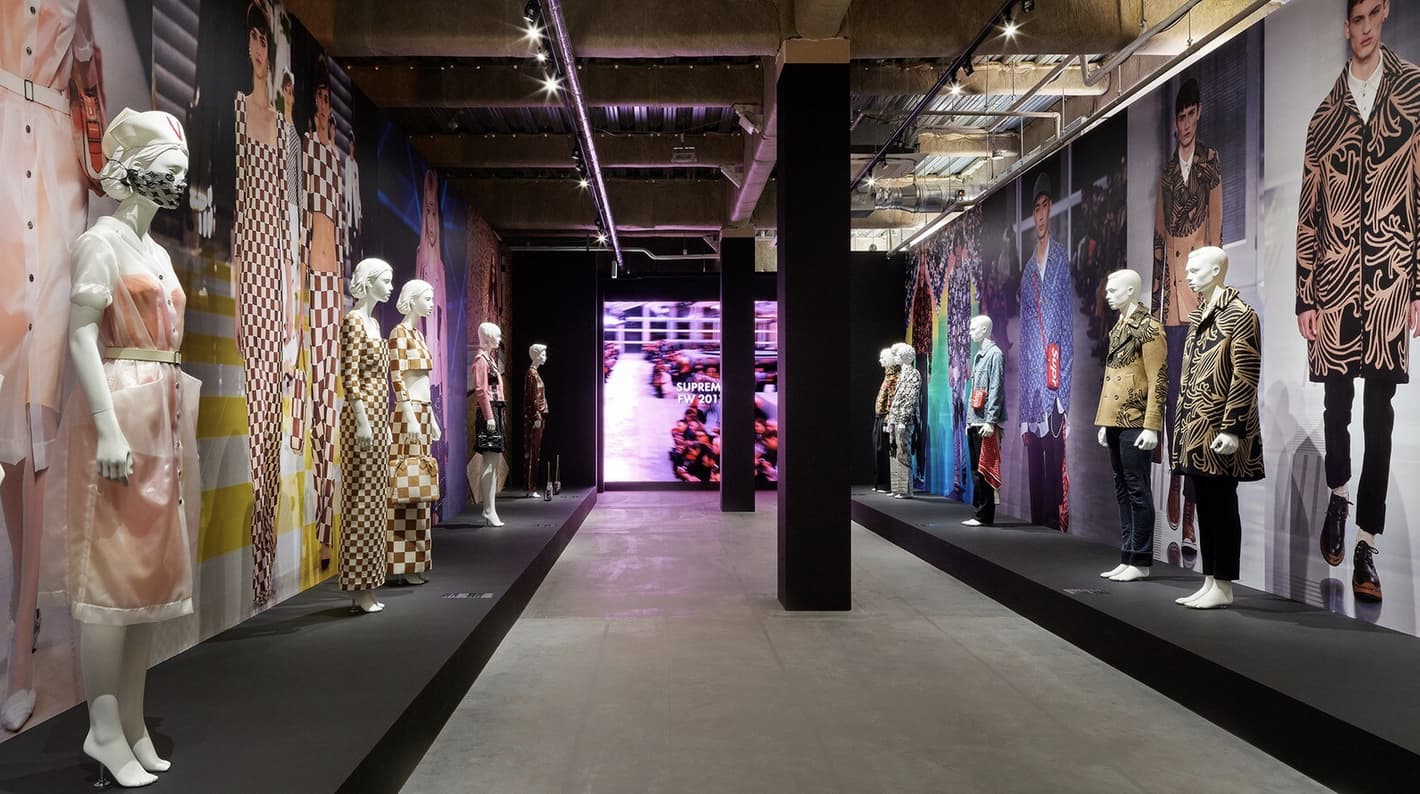 Inside Louis Vuitton's Pre-Fall 2023 Show in Seoul - Grazia Singapore