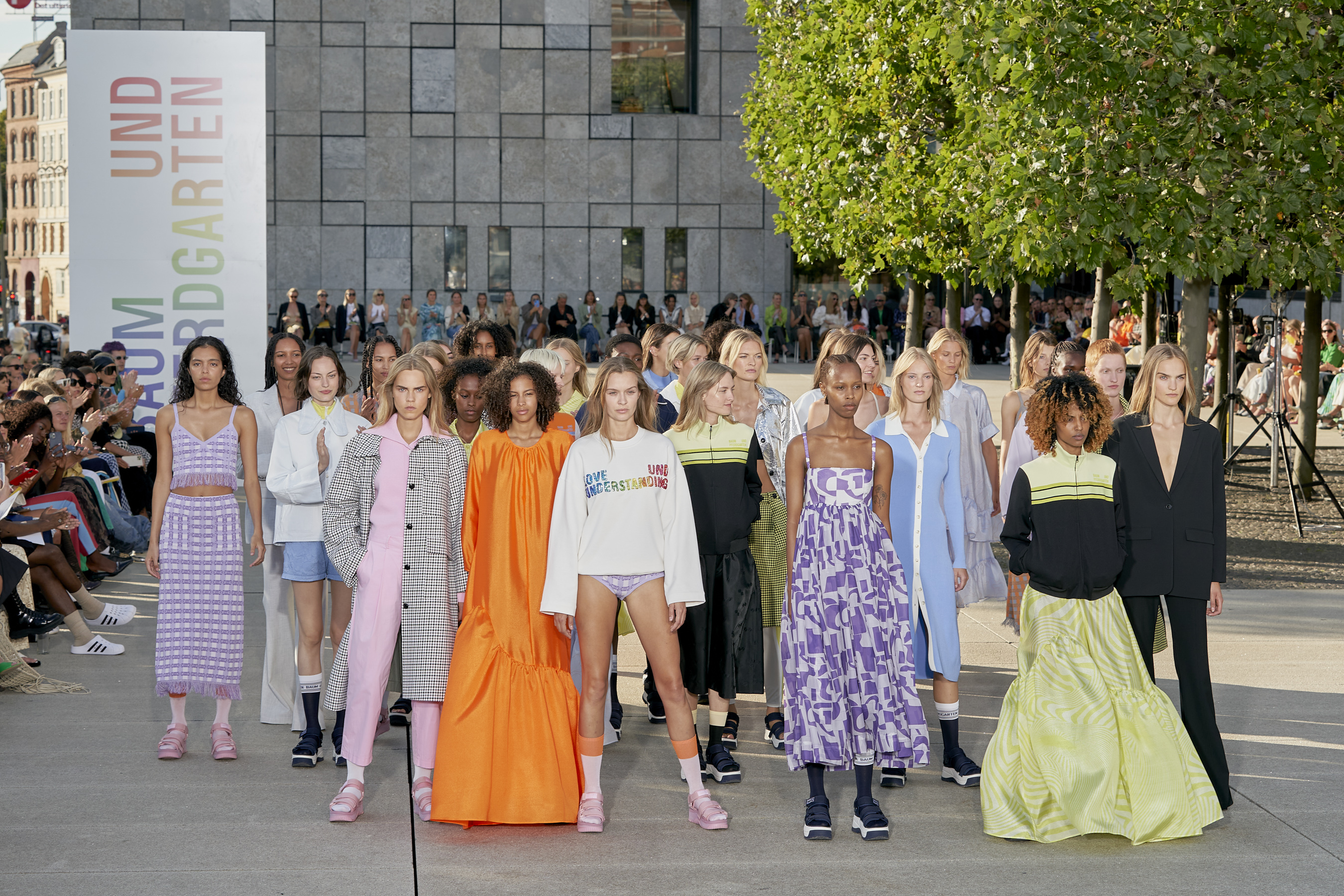 Baum Und Pferdgarten Spring 2022  Fashion Show