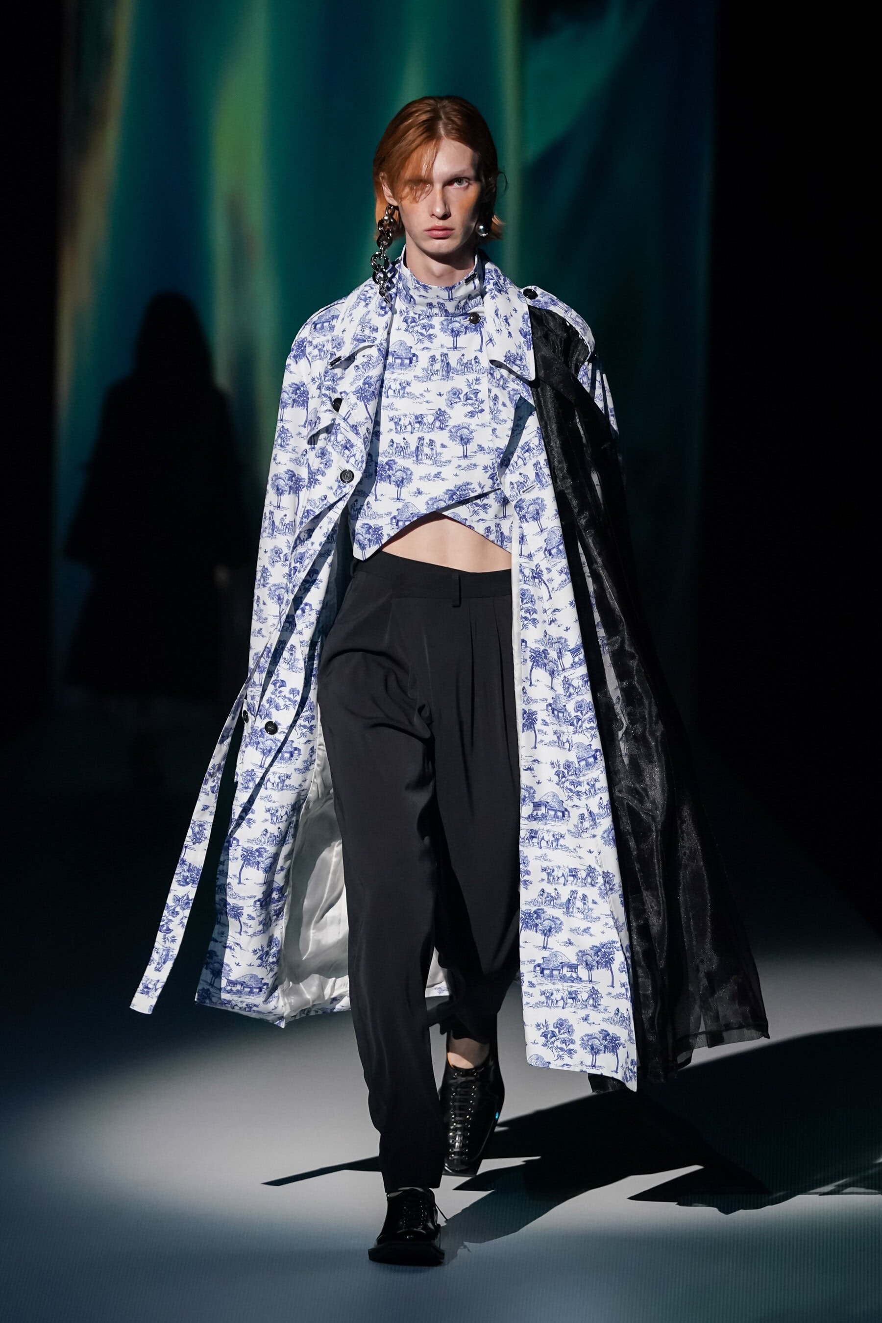 Mikage Shin Spring 2022  Fashion Show