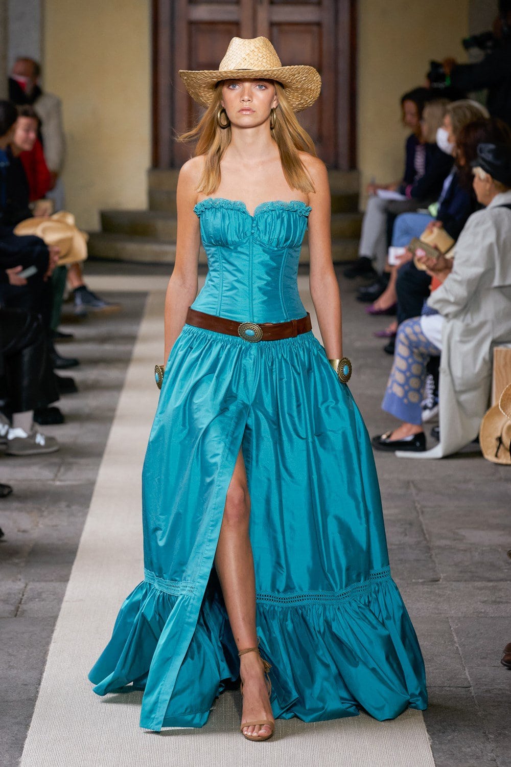 Luisa Spagnoli Spring 2022