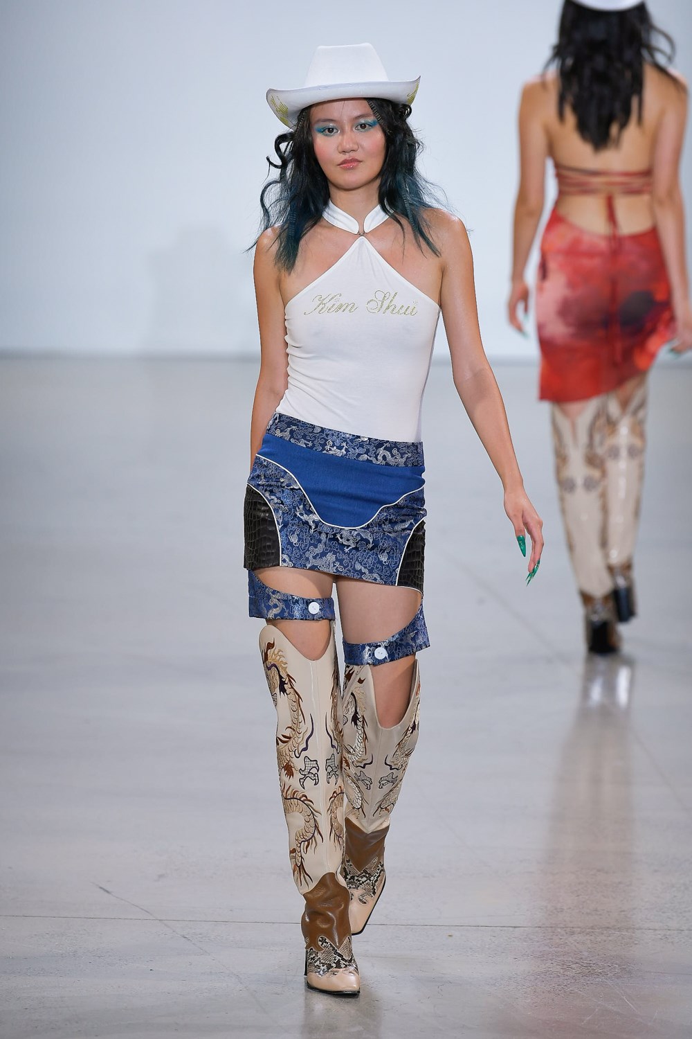 Kim Shui Spring 2022