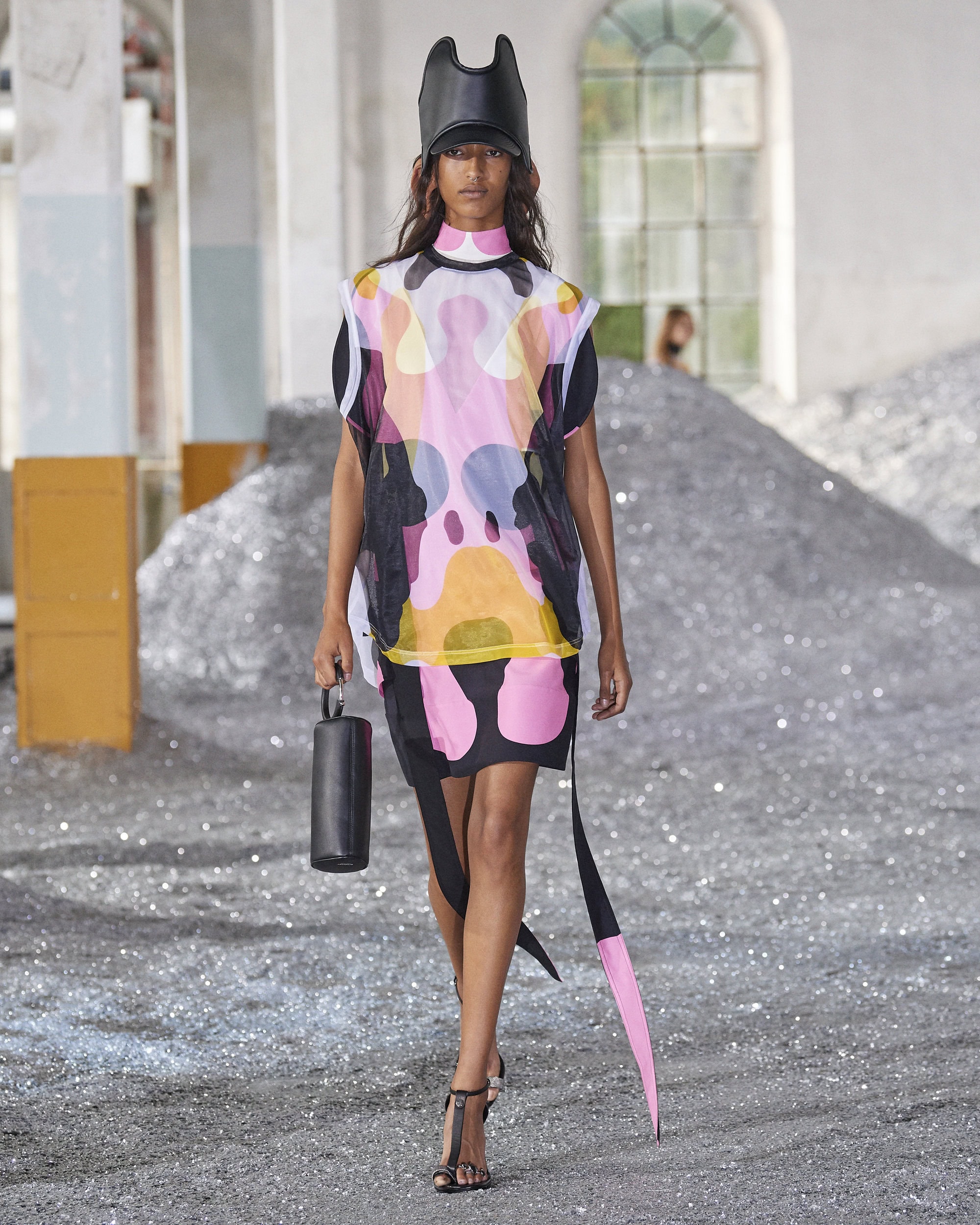 burberry spring 2022