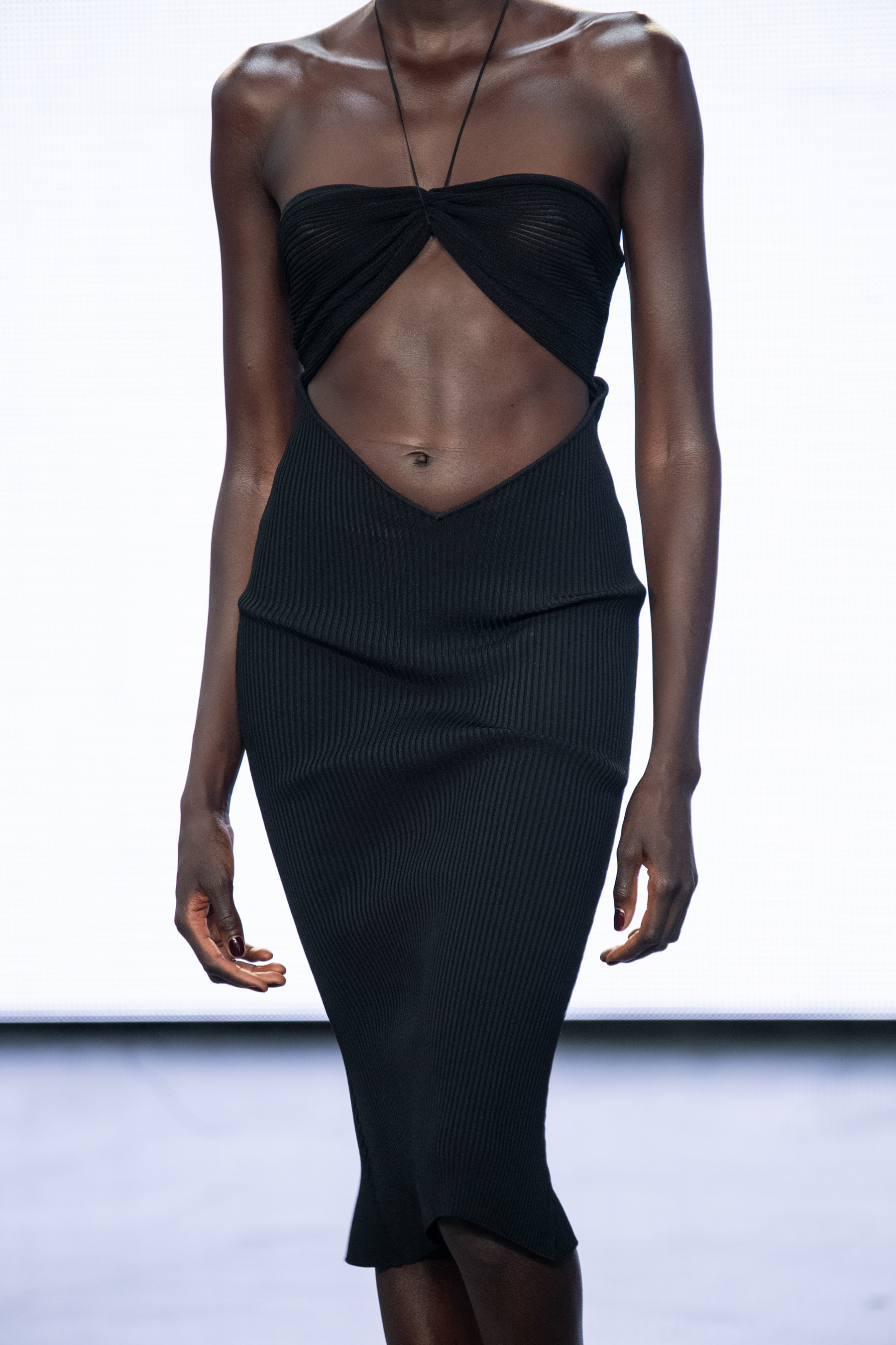 Nensi Dojaka Spring 2022 Details Fashion Show