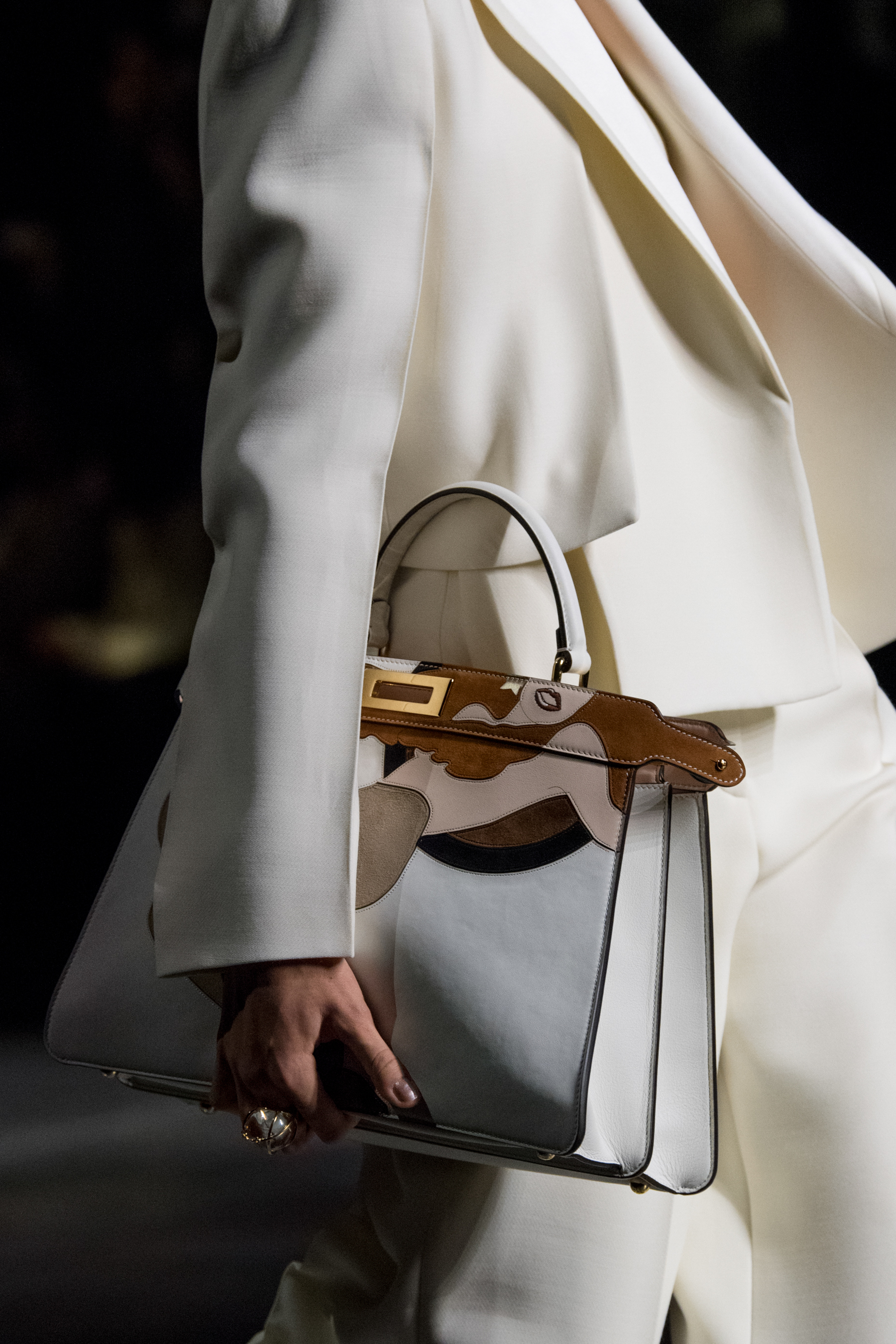 Fendi Spring 2022 Details Fashion Show