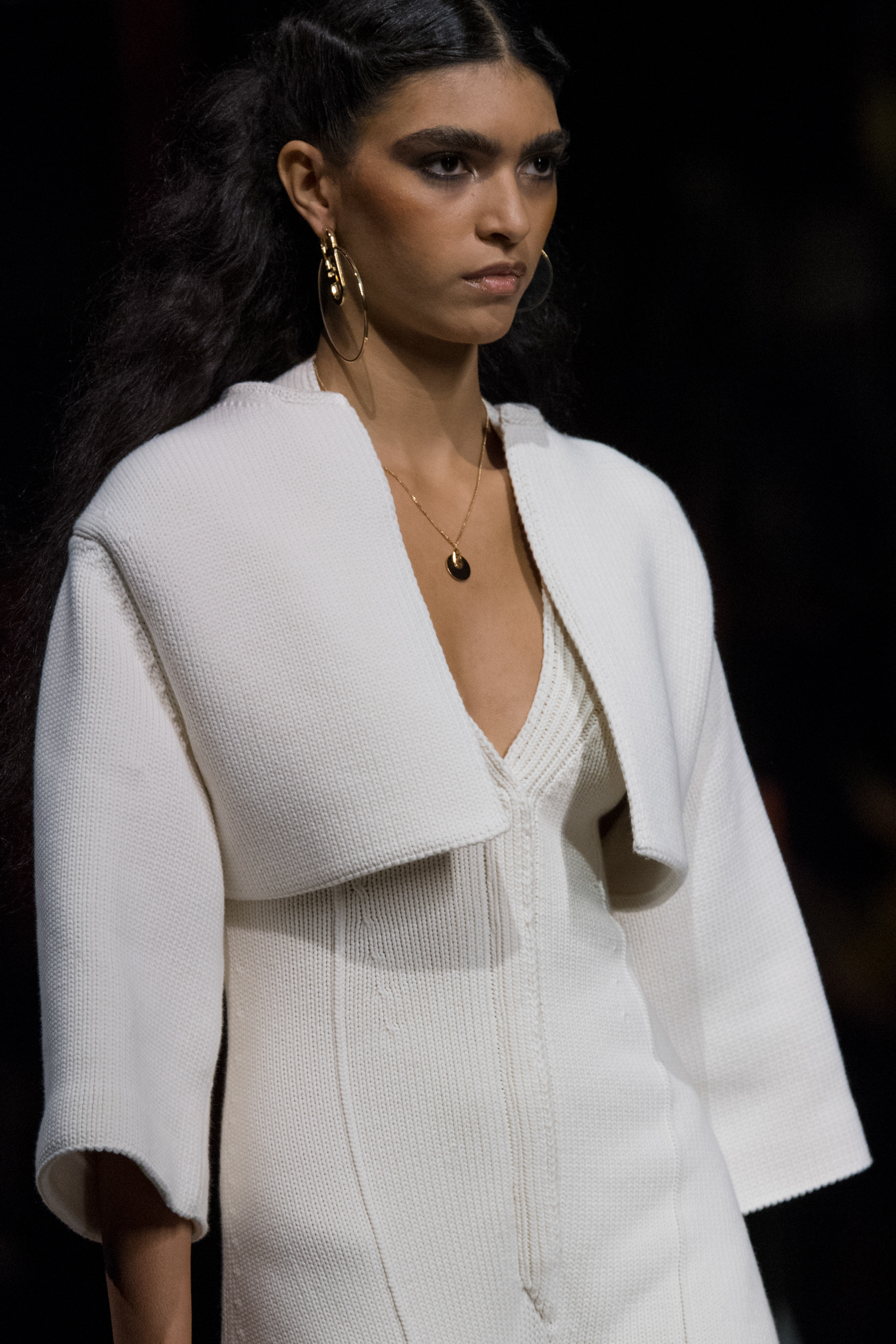 Fendi Spring 2022 Details Fashion Show